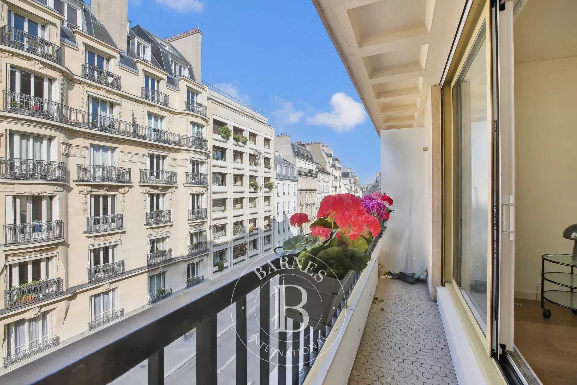 Paris  - Piso 1 Cuarto