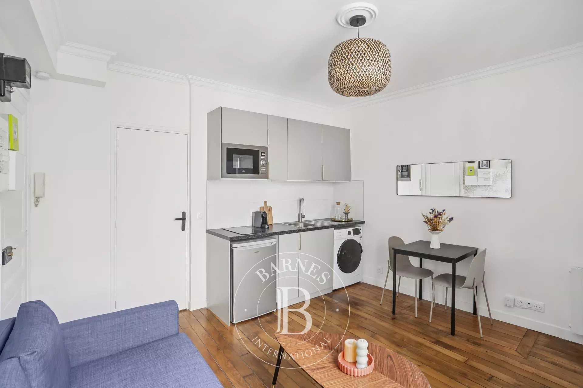 Paris  - Piso 1 Cuarto