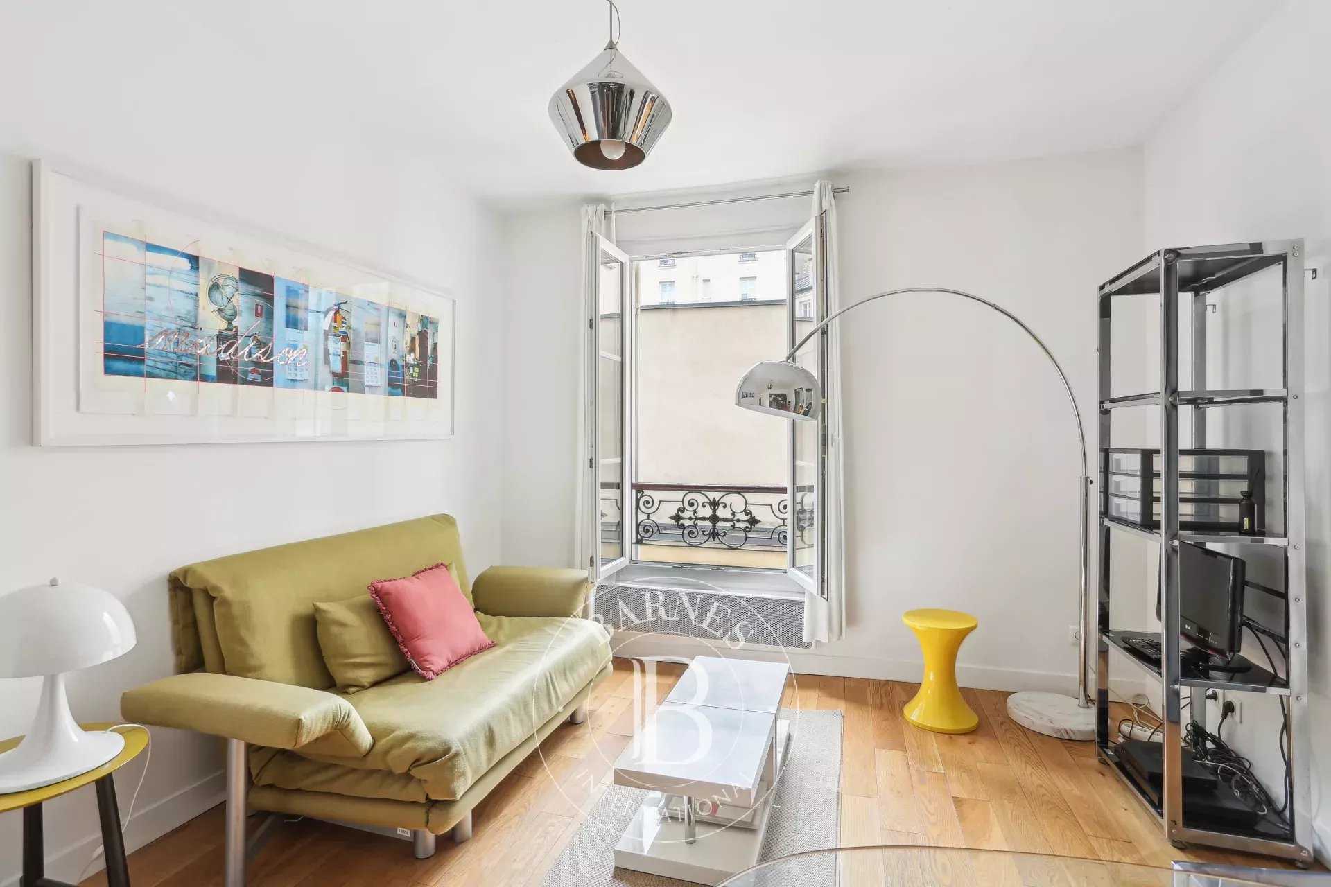 Paris  - Appartement 2 Pièces, 1 Chambre