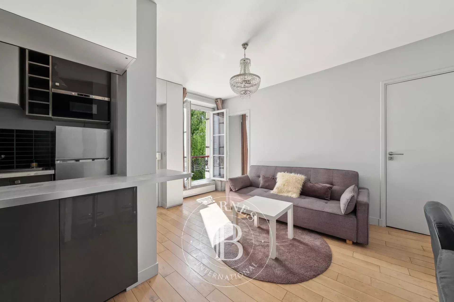 Paris  - Piso 2 Cuartos, 1 Habitacion