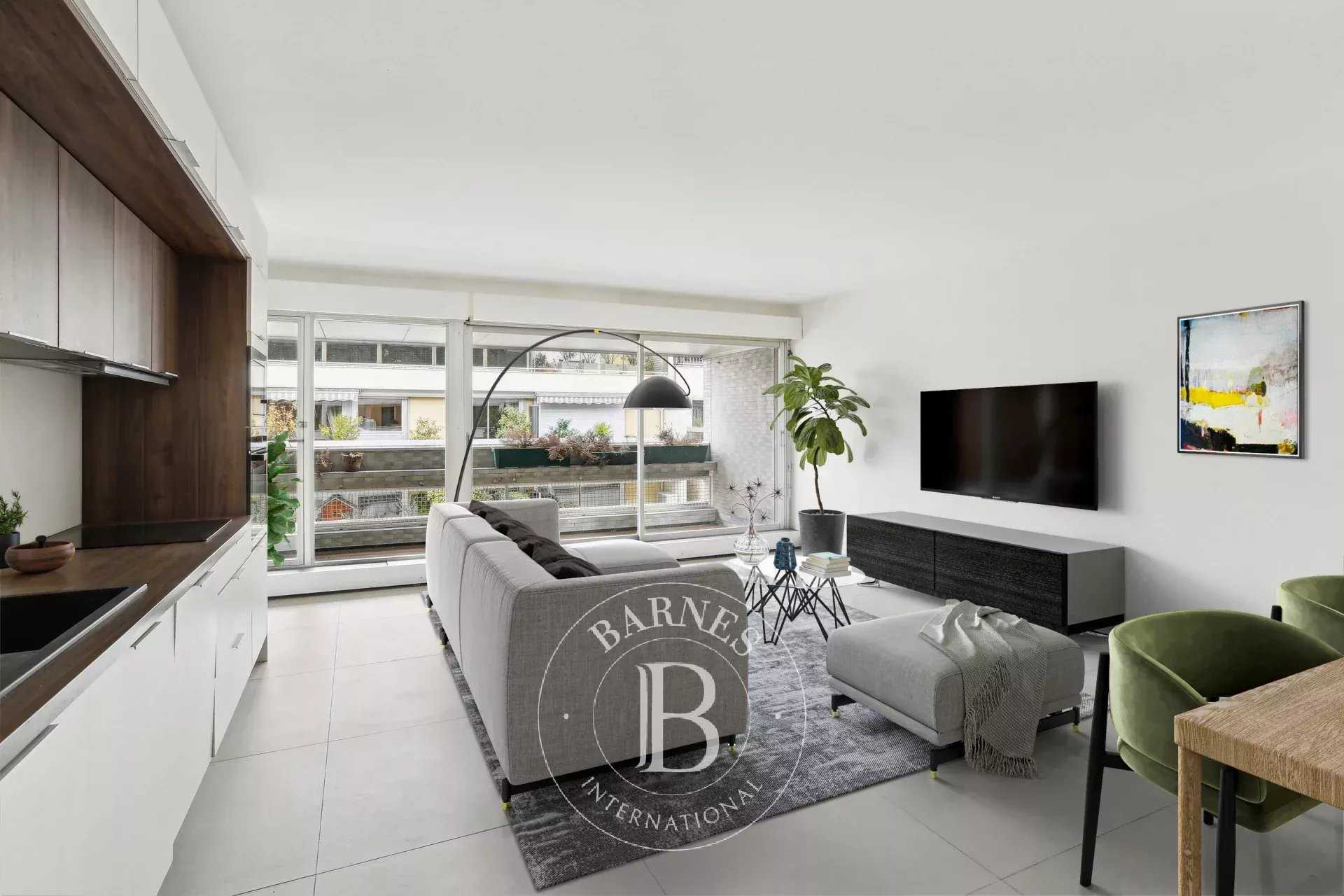 Paris  - Appartement 3 Pièces, 1 Chambre