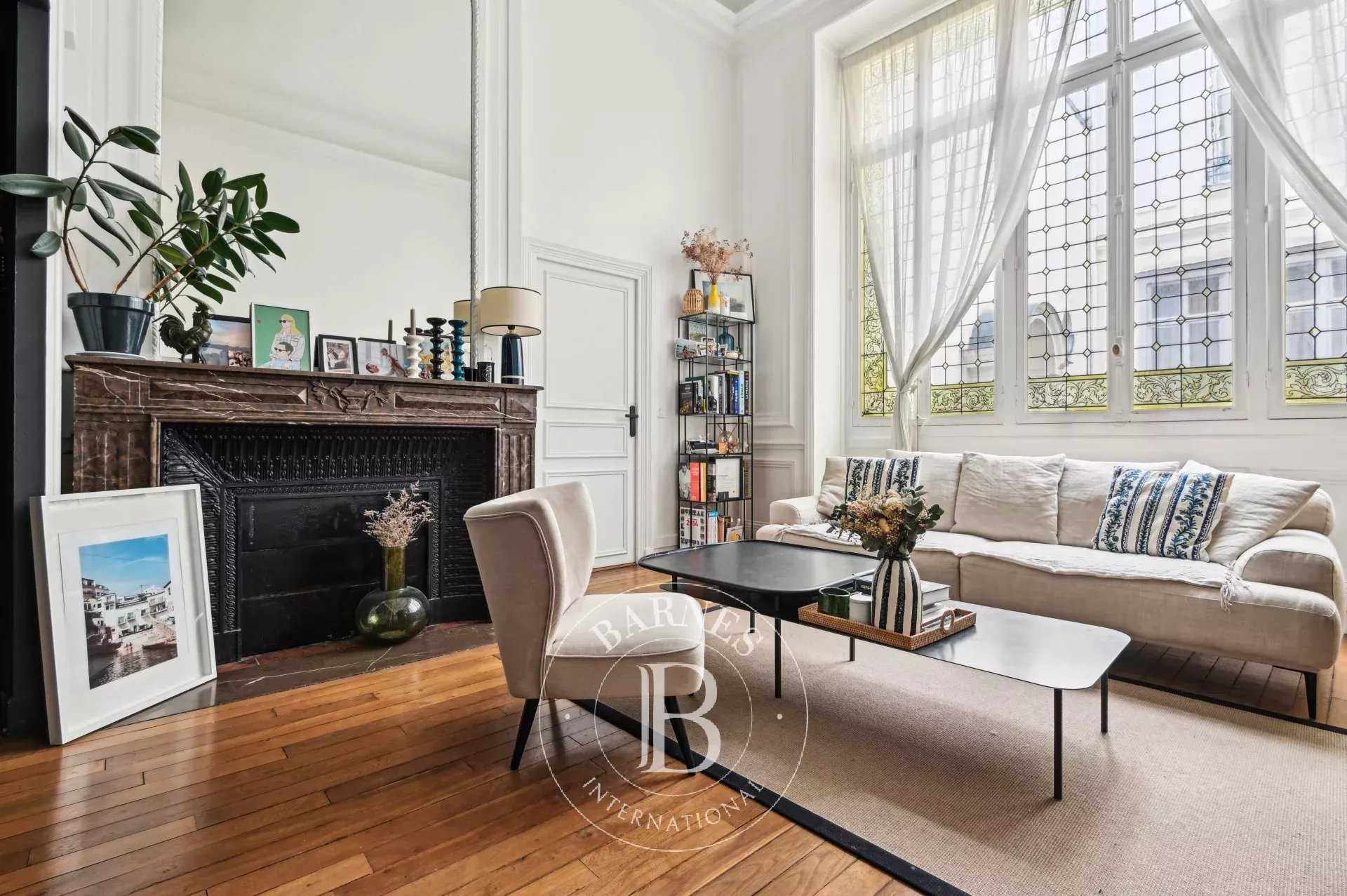 Paris  - Piso 3 Cuartos 2 Habitaciones