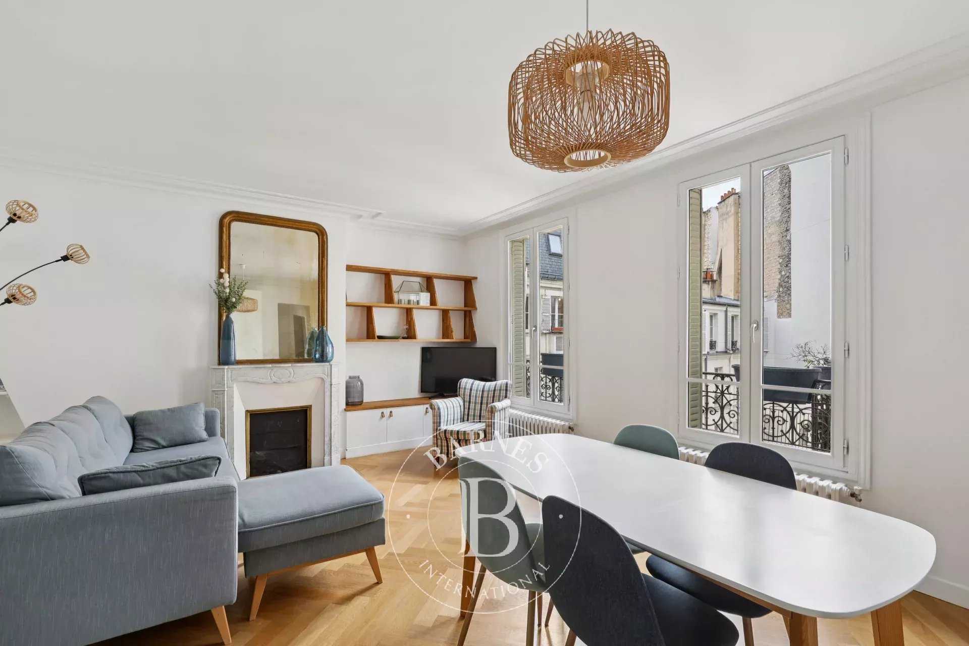 Apartment Paris 75007