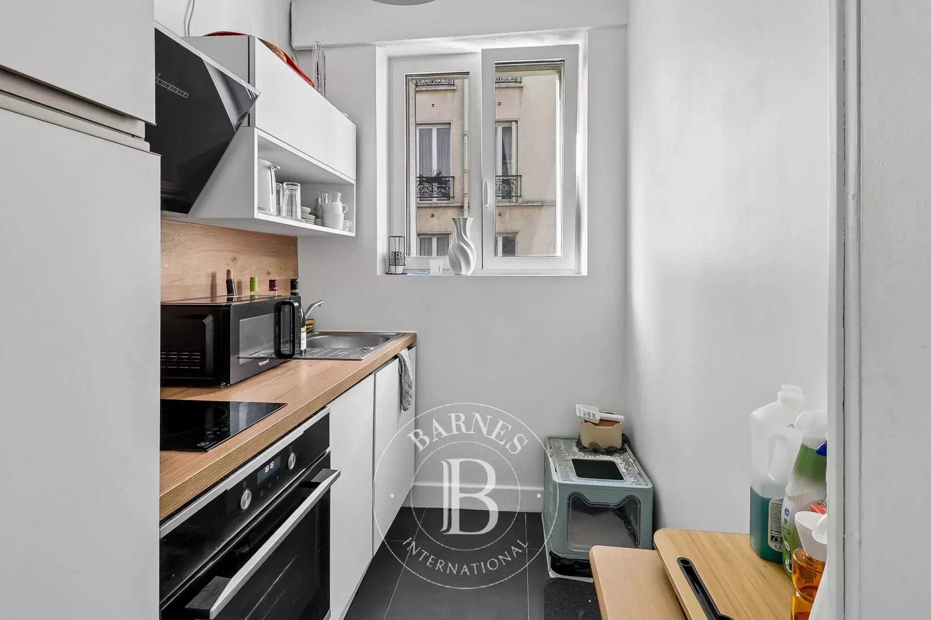 Paris  - Appartement 2 Pi&egrave;ces, 1 Chambre