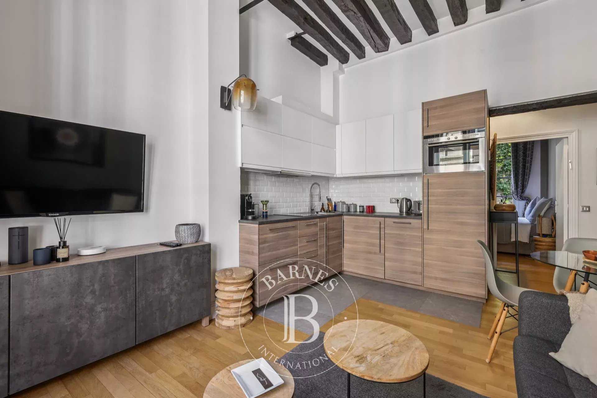 Paris  - Piso 2 Cuartos, 1 Habitacion