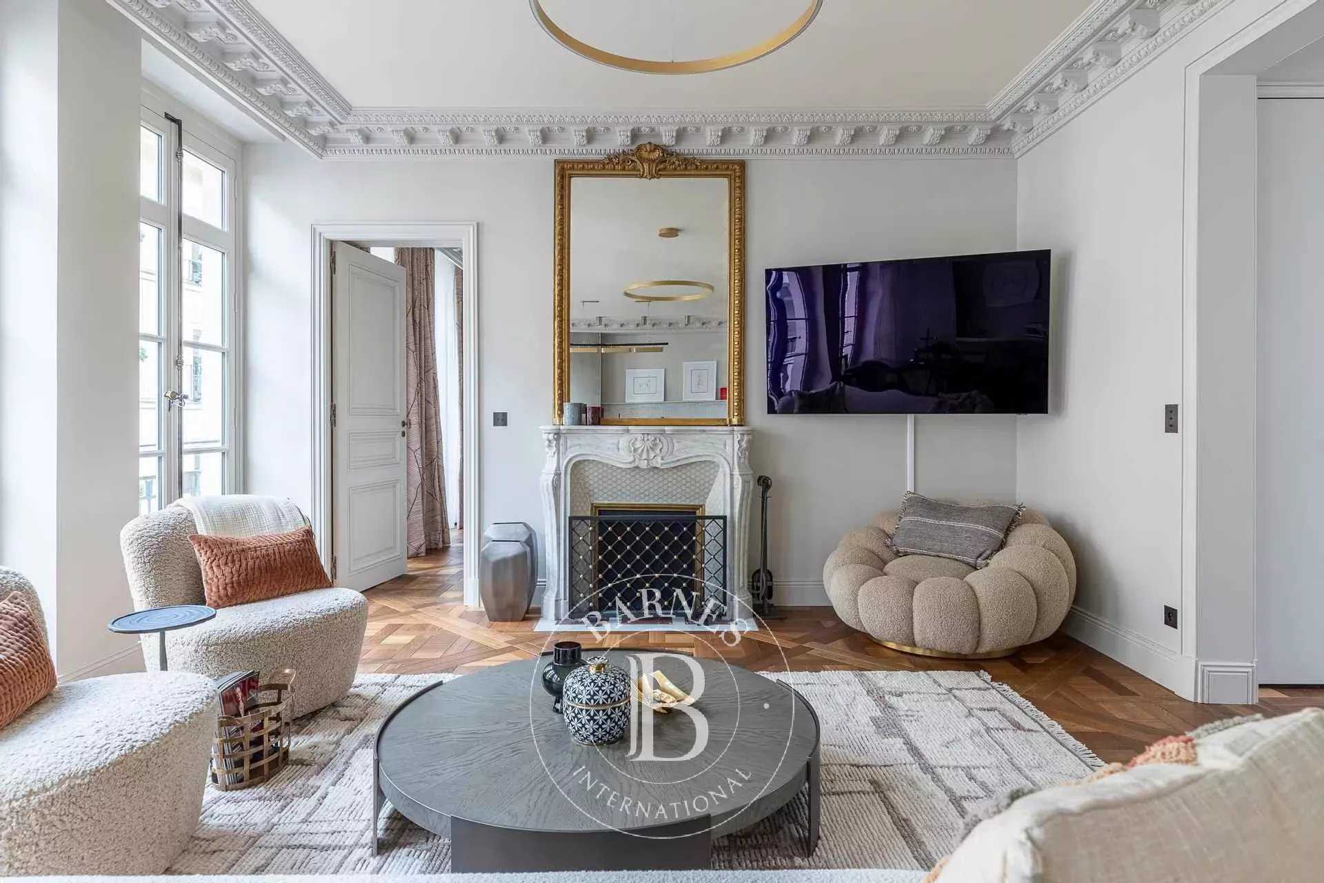 Paris  - Appartement 4 Pièces 2 Chambres