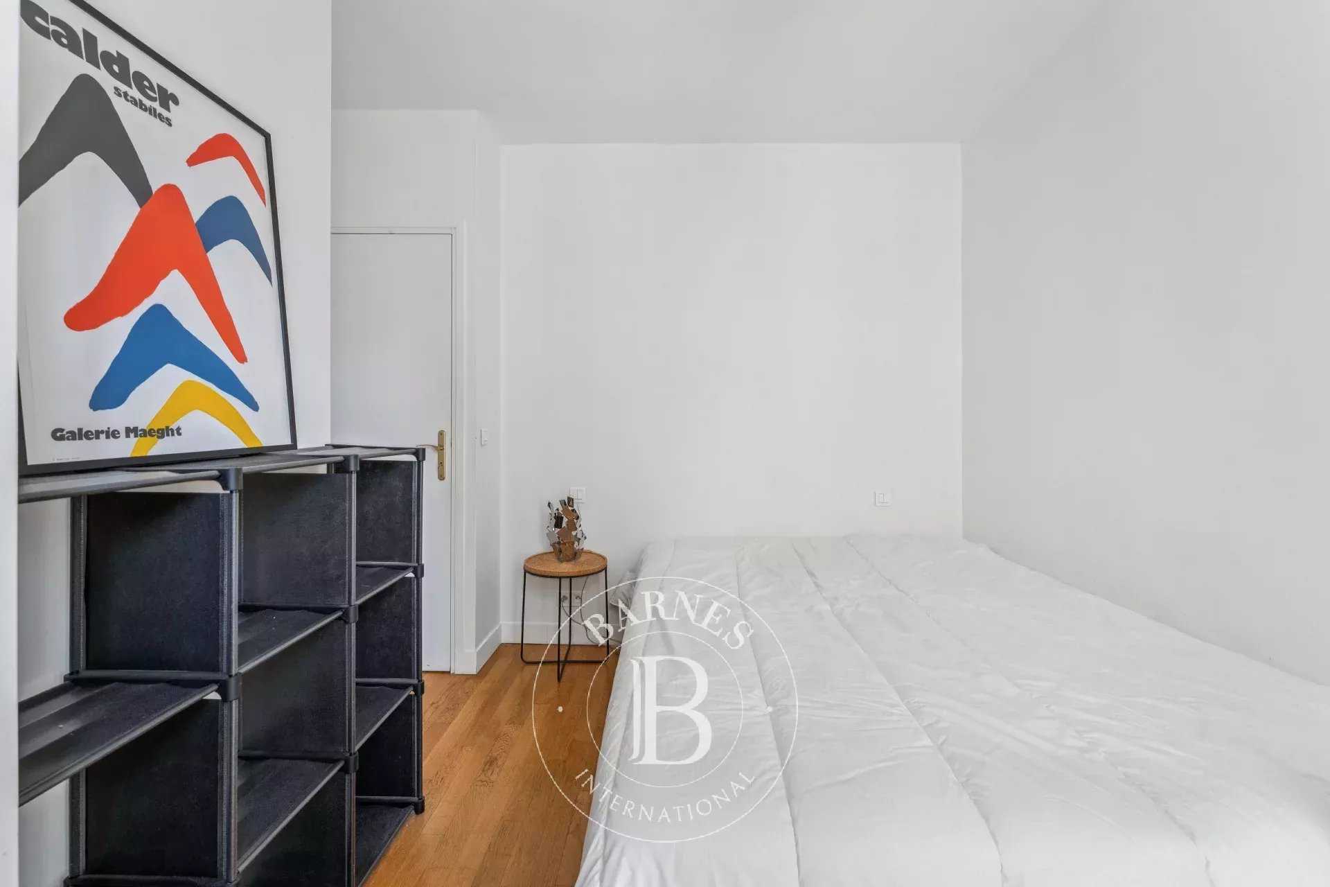 Paris  - Piso 2 Cuartos, 1 Habitacion