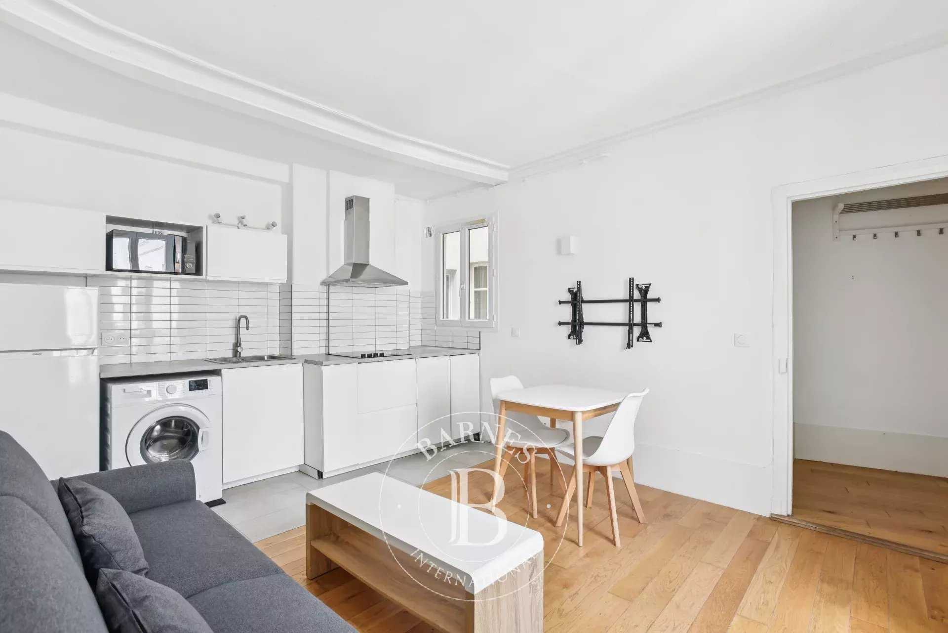 Paris  - Appartement 2 Pi&egrave;ces, 1 Chambre