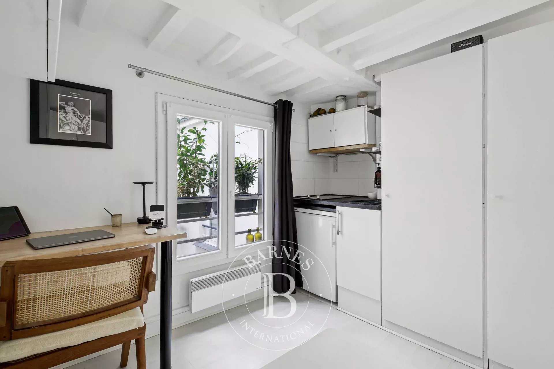 Paris  - Piso 1 Cuarto