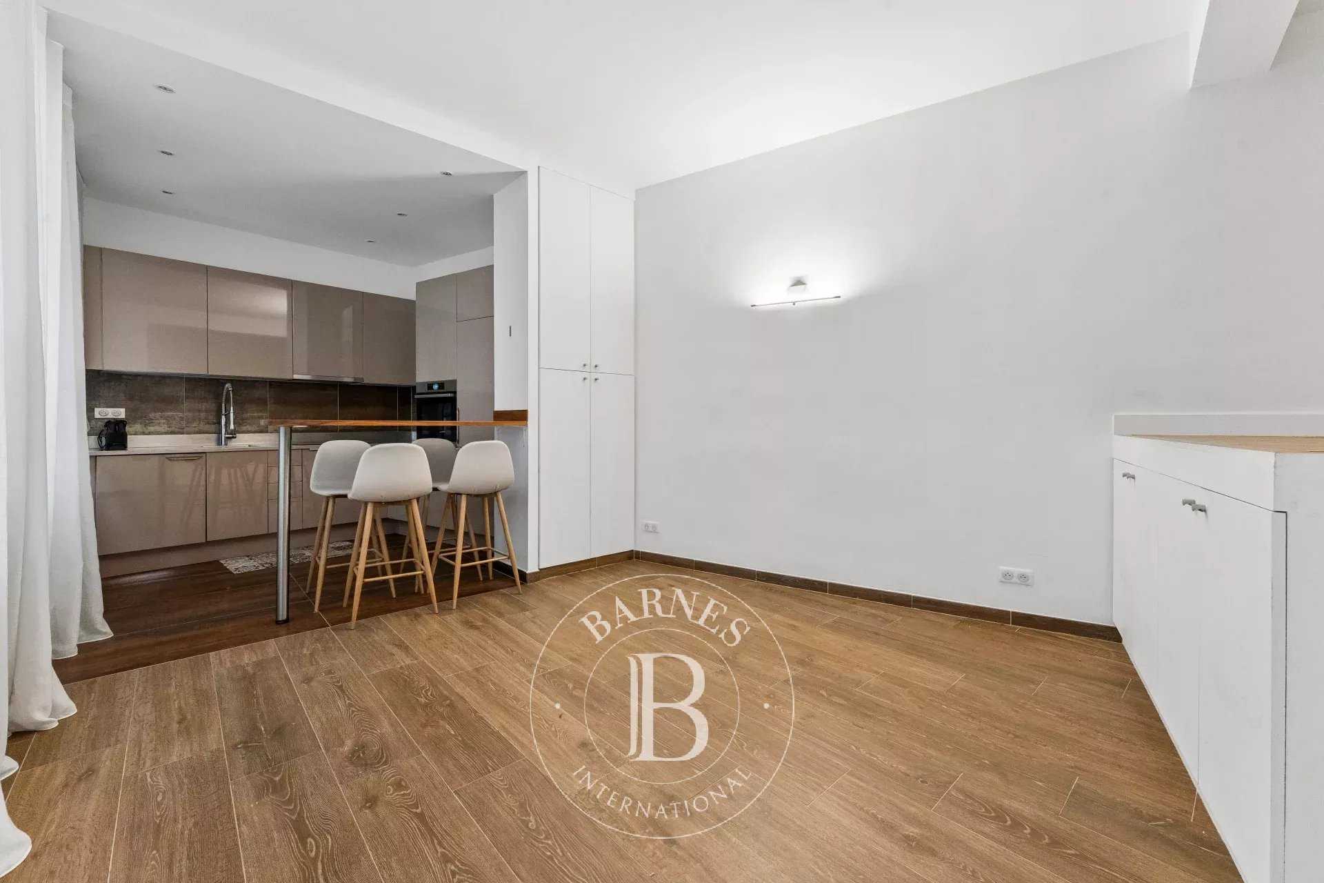 Apartment Paris 75007  -  ref 86869342 (picture 3)