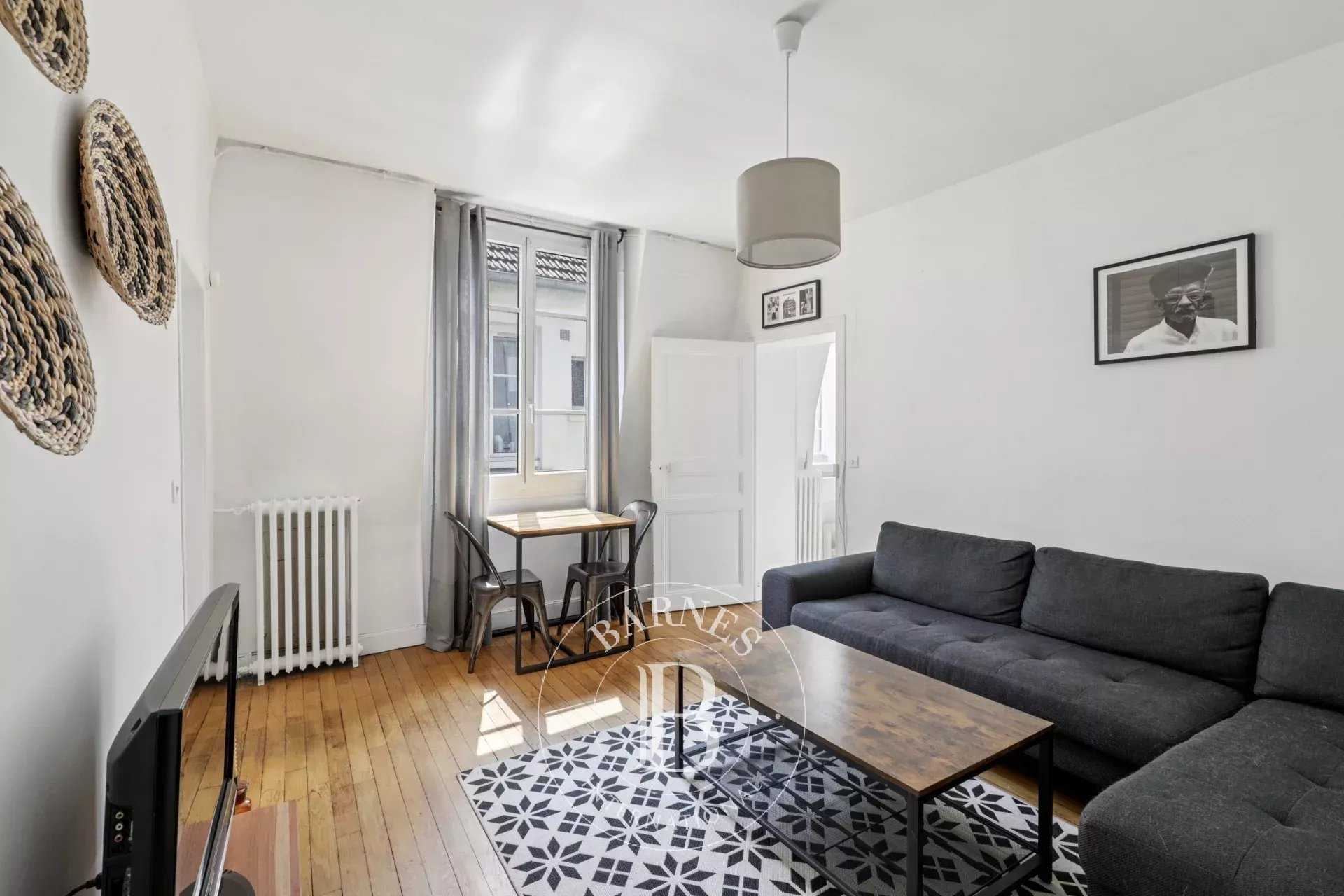 Appartement Paris 75007  -  ref 85975805 (picture 1)