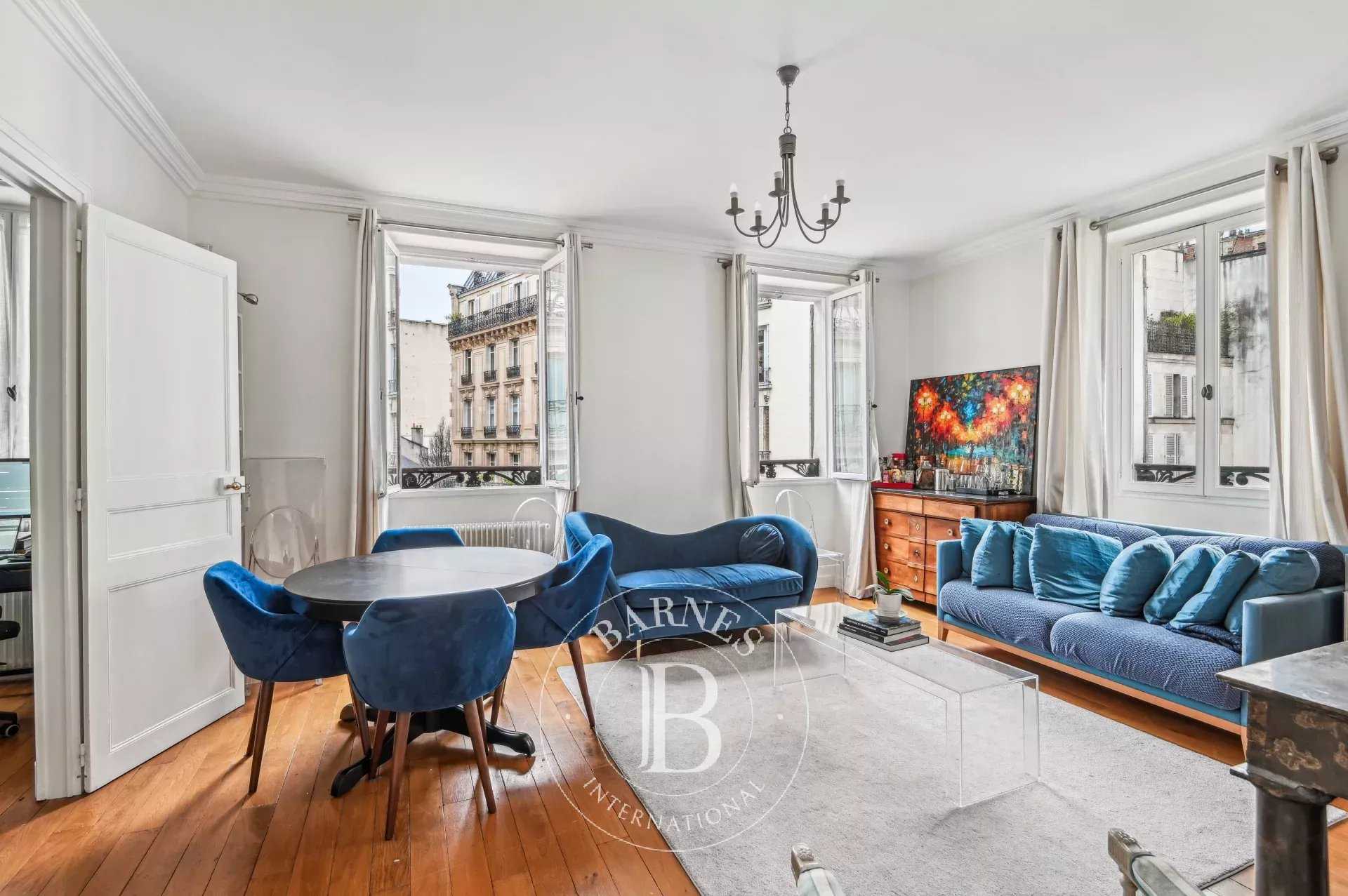Appartement Paris 75007  -  ref 85632561 (picture 2)