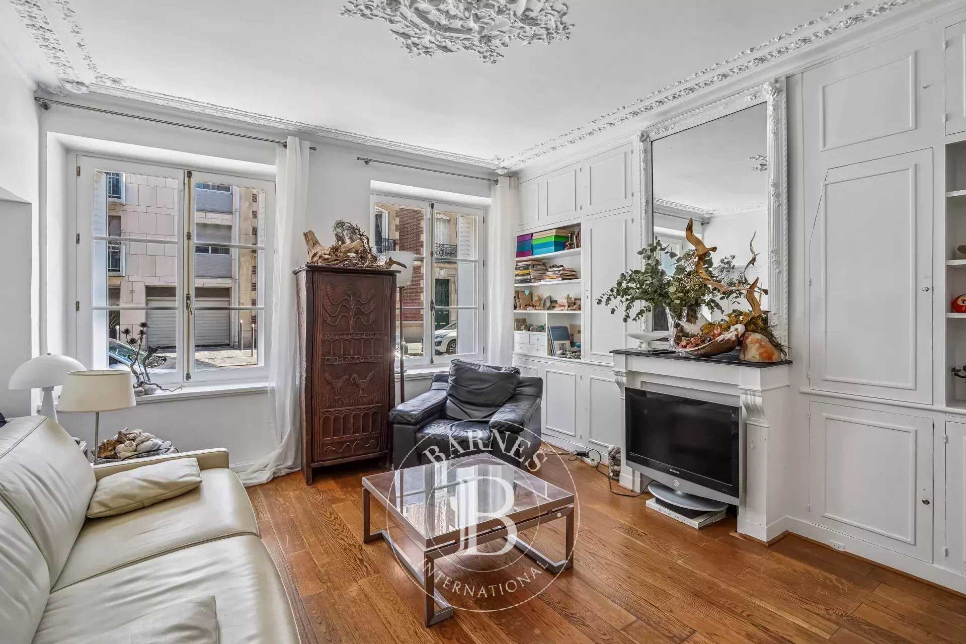 Appartement Paris 75007  -  ref 86792424 (picture 2)