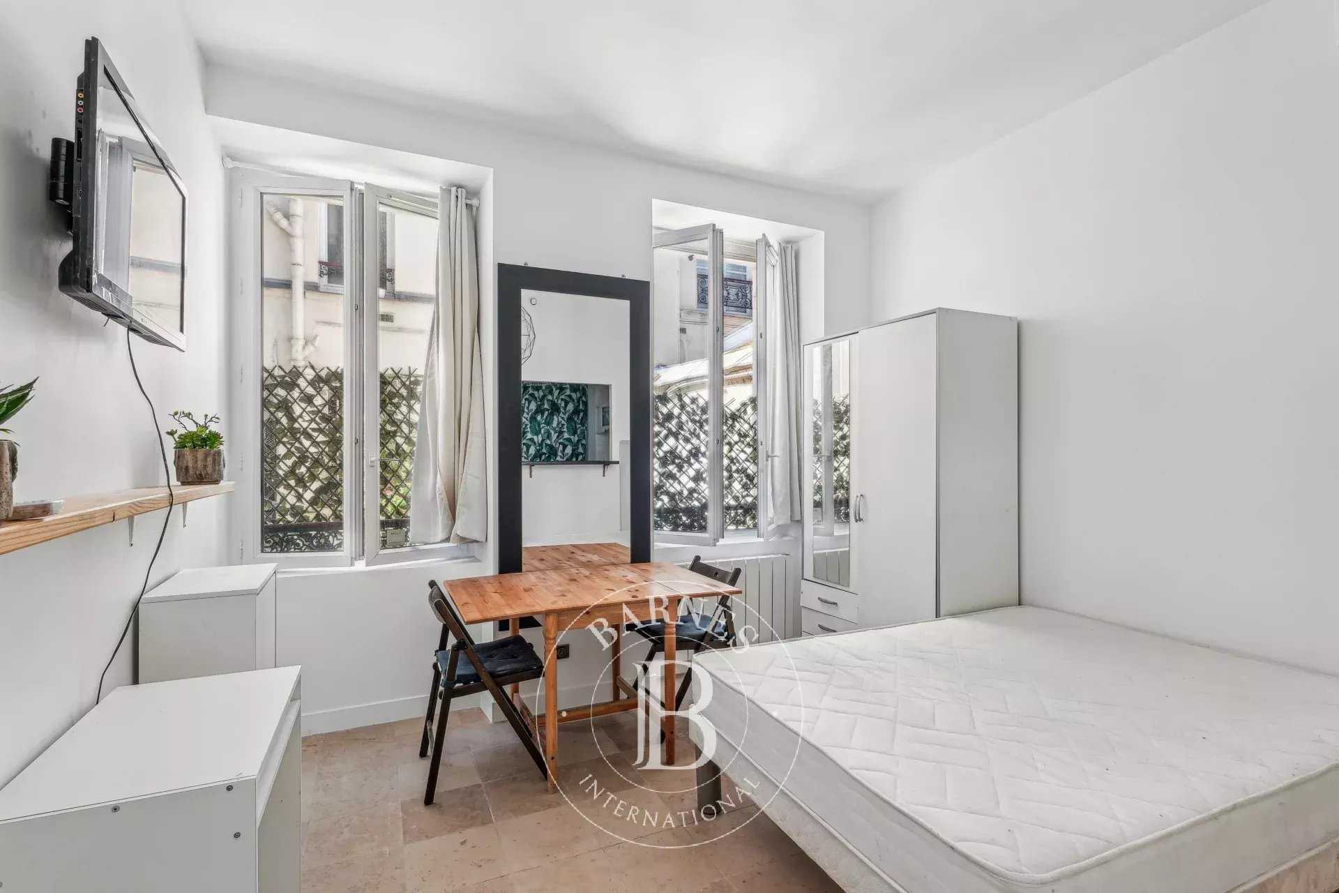 Apartment Paris 75007  -  ref 85972066 (picture 1)