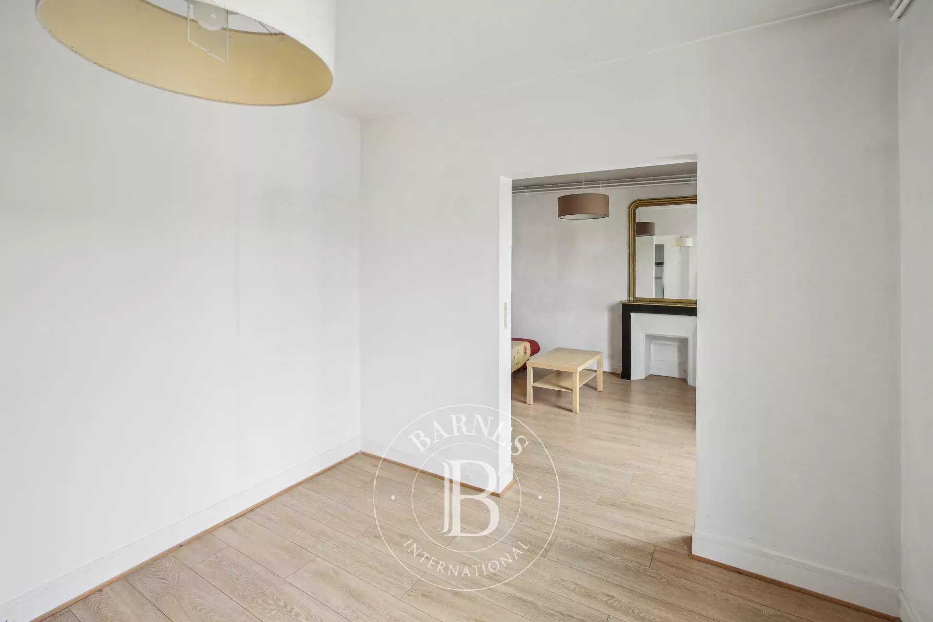 Appartement Paris 75007  -  ref 85652851 (picture 3)