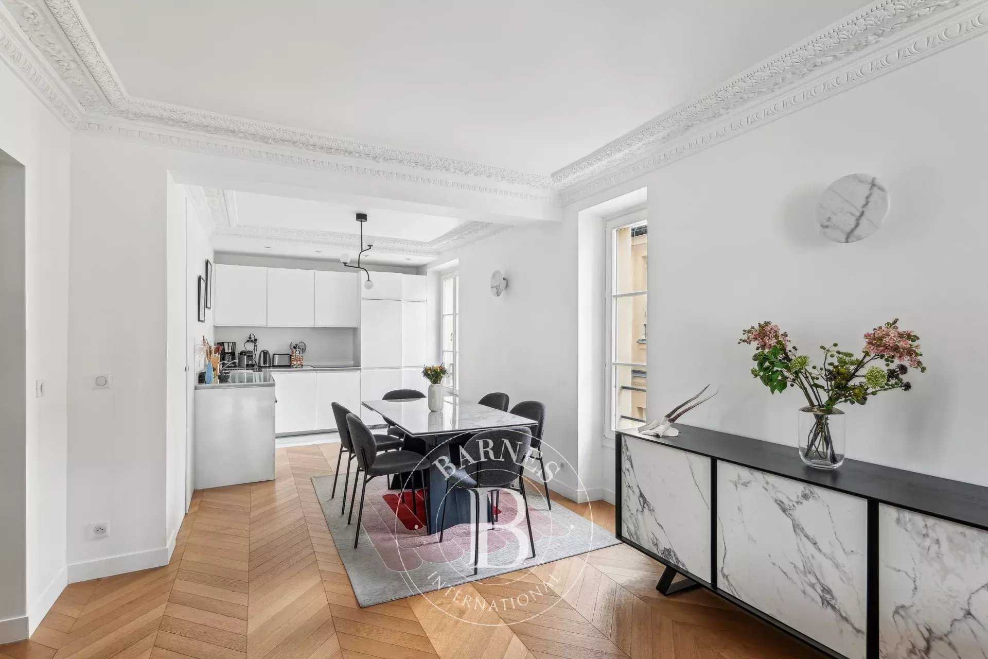 Appartement Paris 75007  -  ref 85947499 (picture 1)