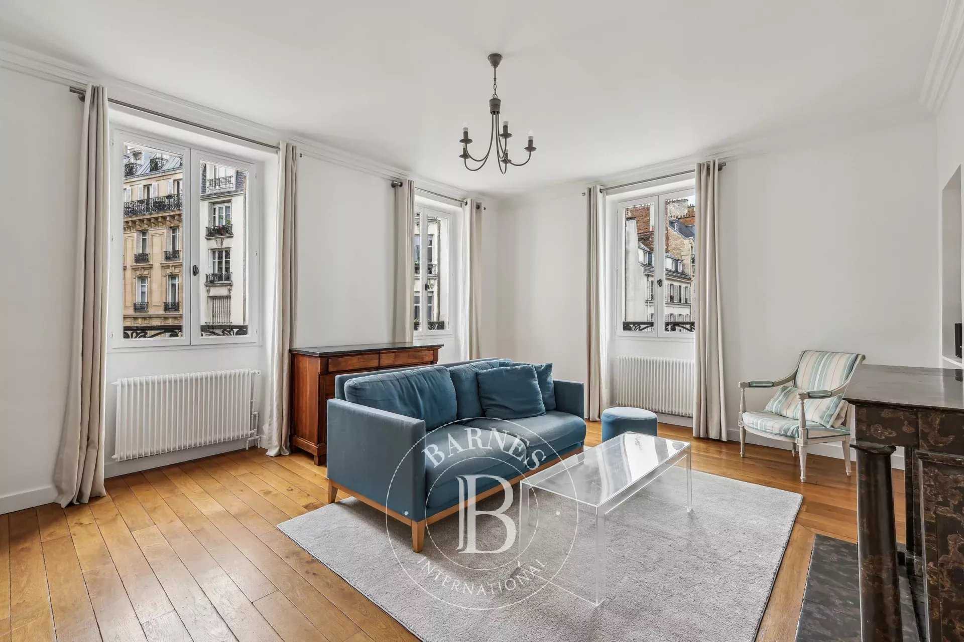Appartement Paris 75007  -  ref 85632561 (picture 1)