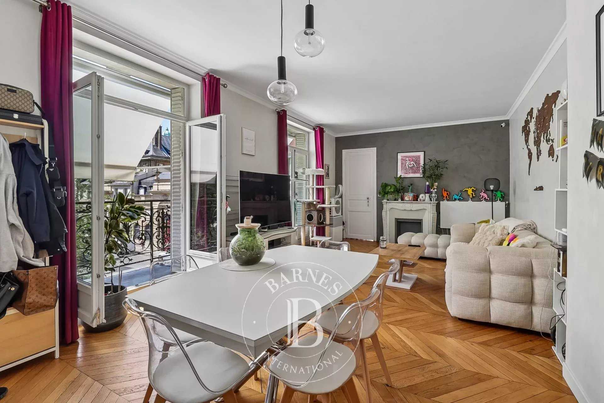 Paris  - Appartement 2 Pi&egrave;ces, 1 Chambre