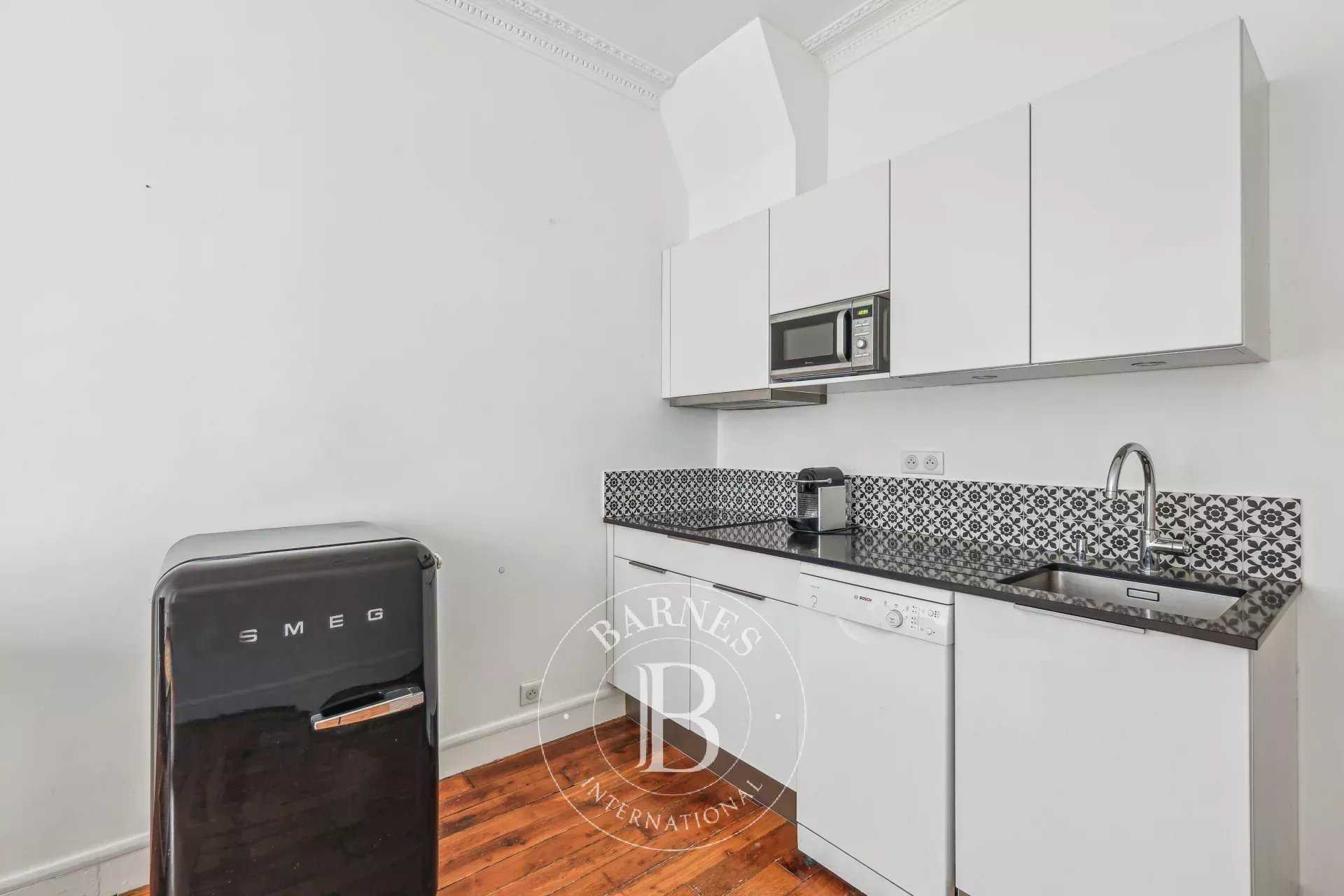Appartement Paris 75007  -  ref 85720339 (picture 3)