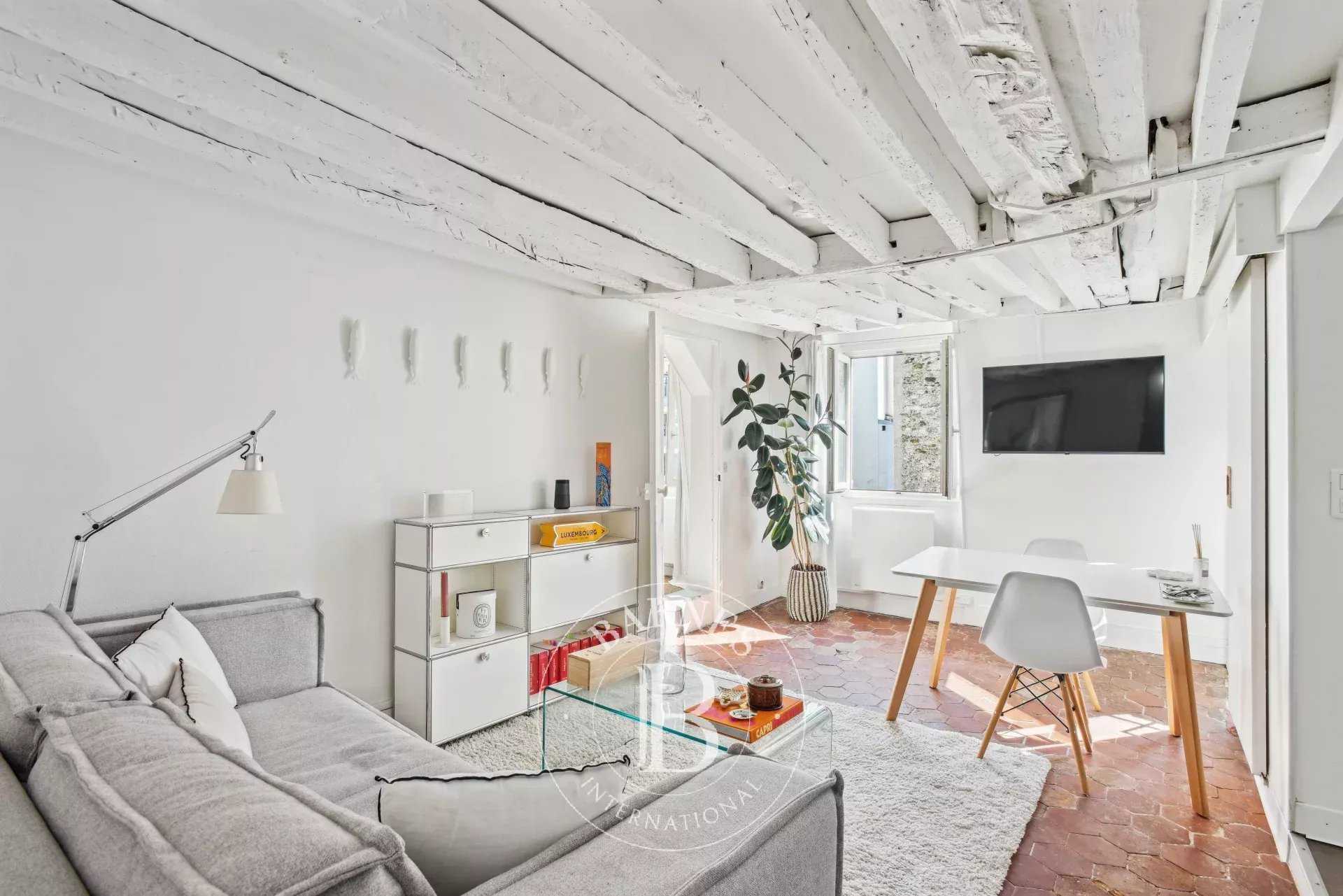 Appartement Paris 75007  -  ref 85796419 (picture 3)