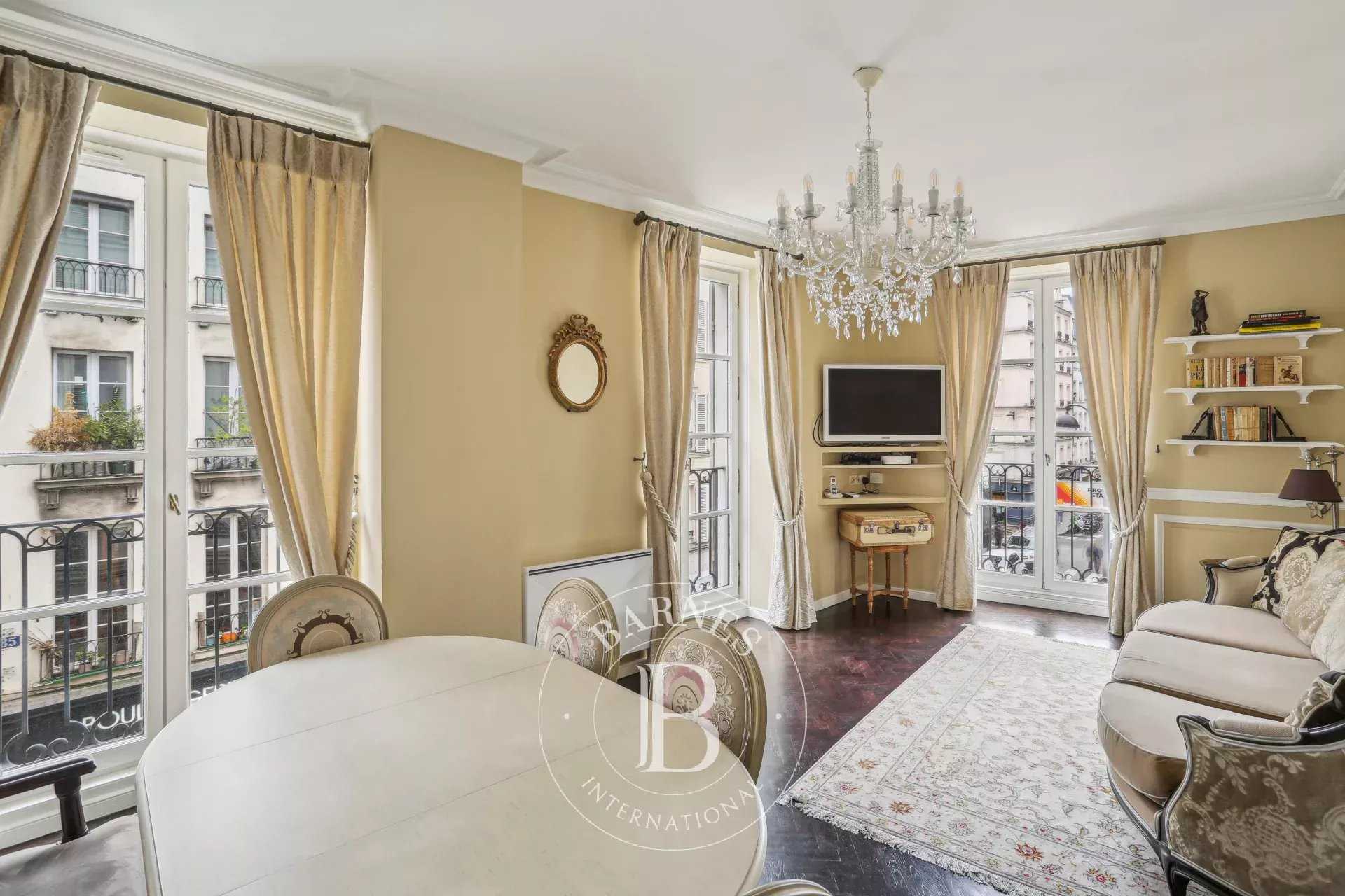 Apartment Paris 75007  -  ref 85592541 (picture 1)