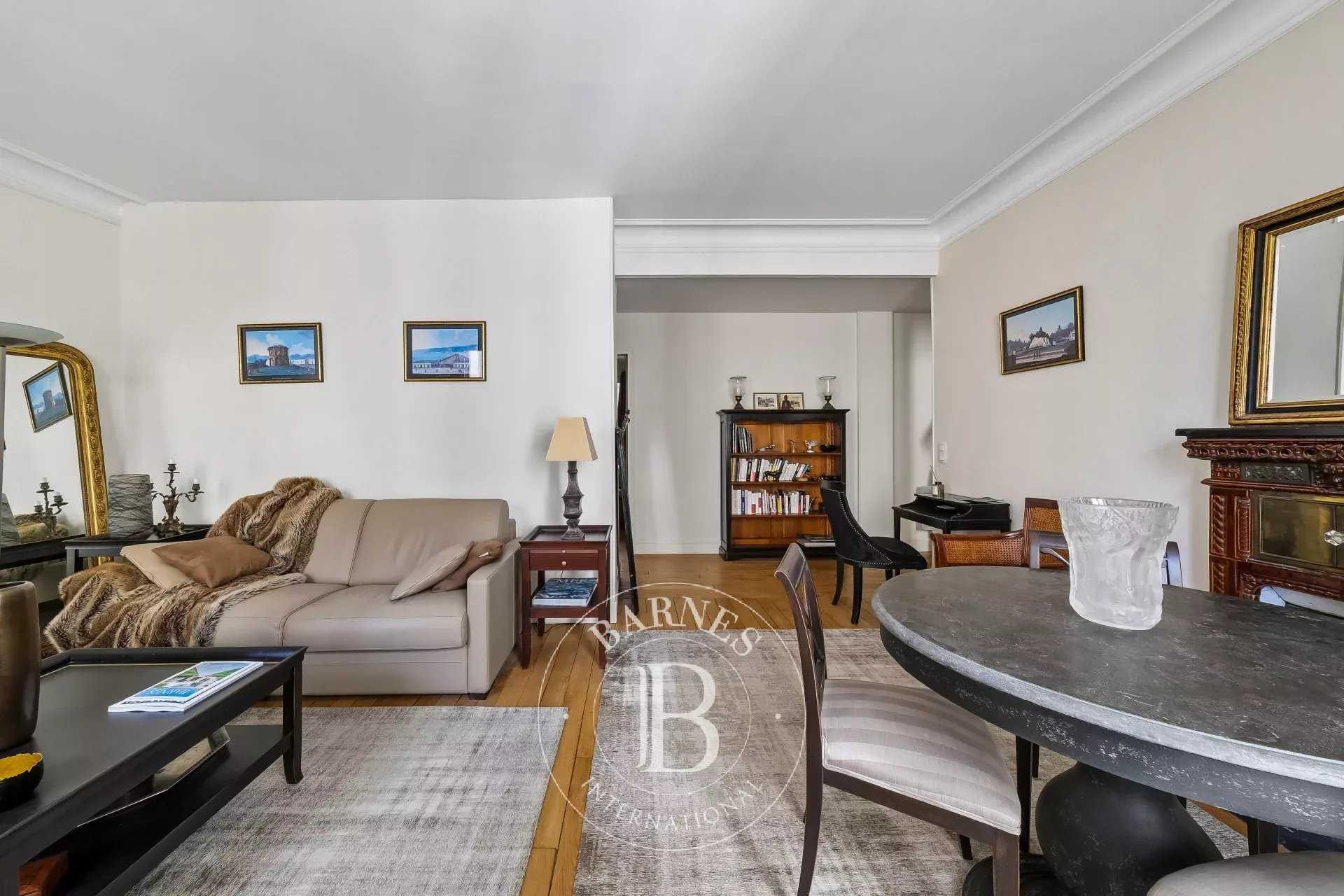 Apartment Paris 75007  -  ref 87056185 (picture 3)