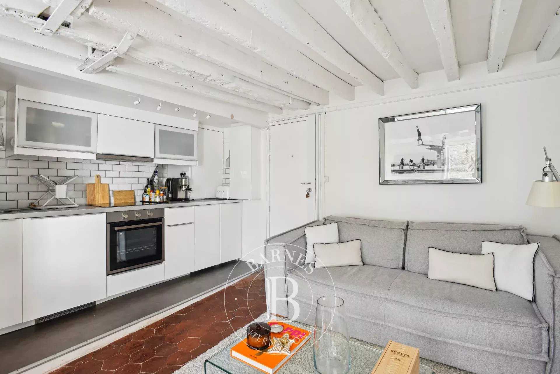 Appartement Paris 75007  -  ref 85796419 (picture 2)