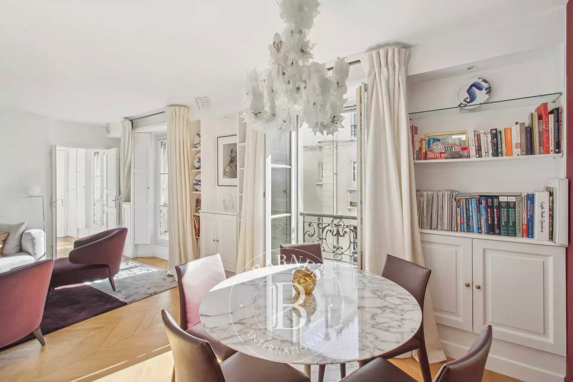 Appartement Paris 75007  -  ref 85779800 (picture 1)