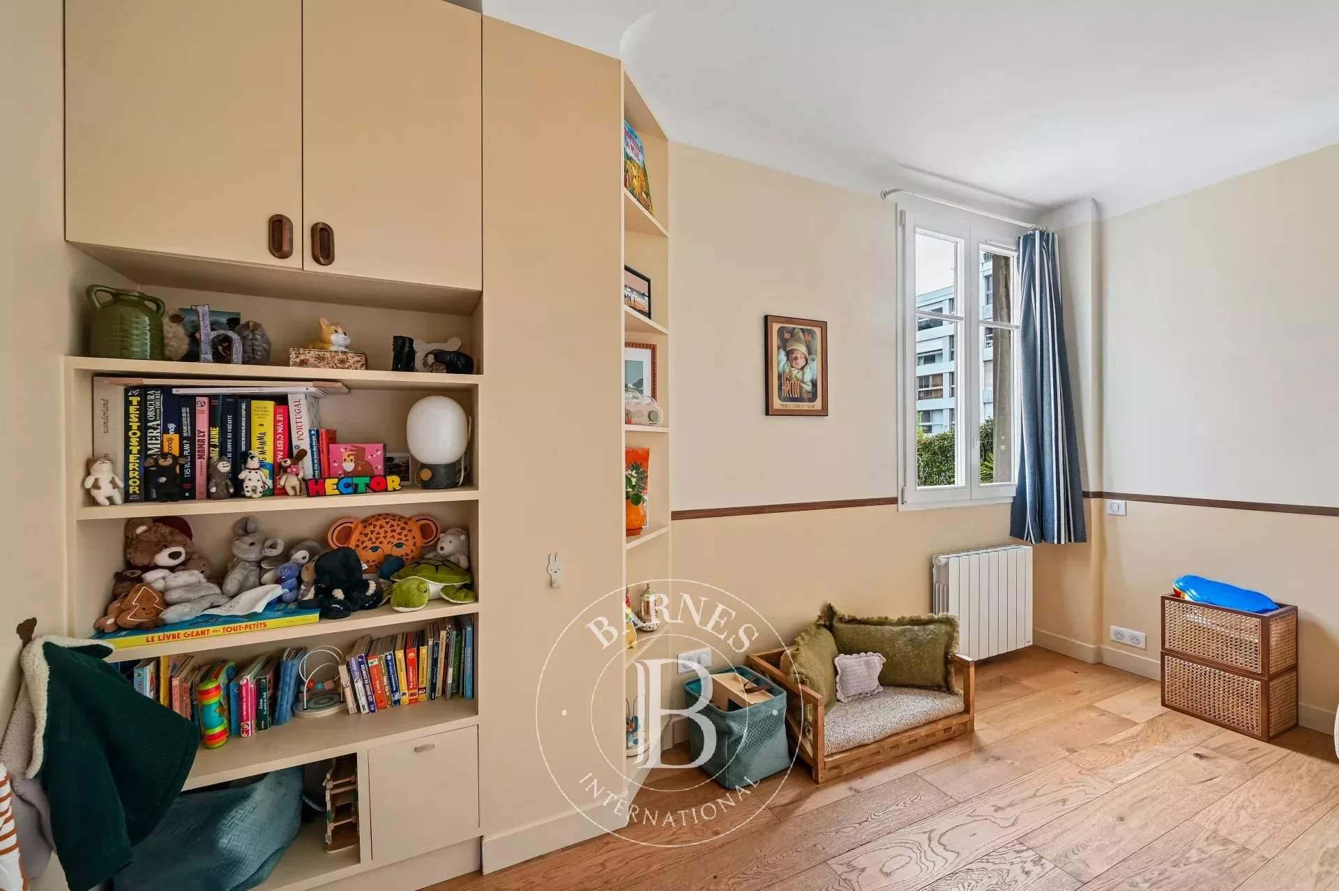 Paris  - Apartment 2 Bedrooms - picture 11