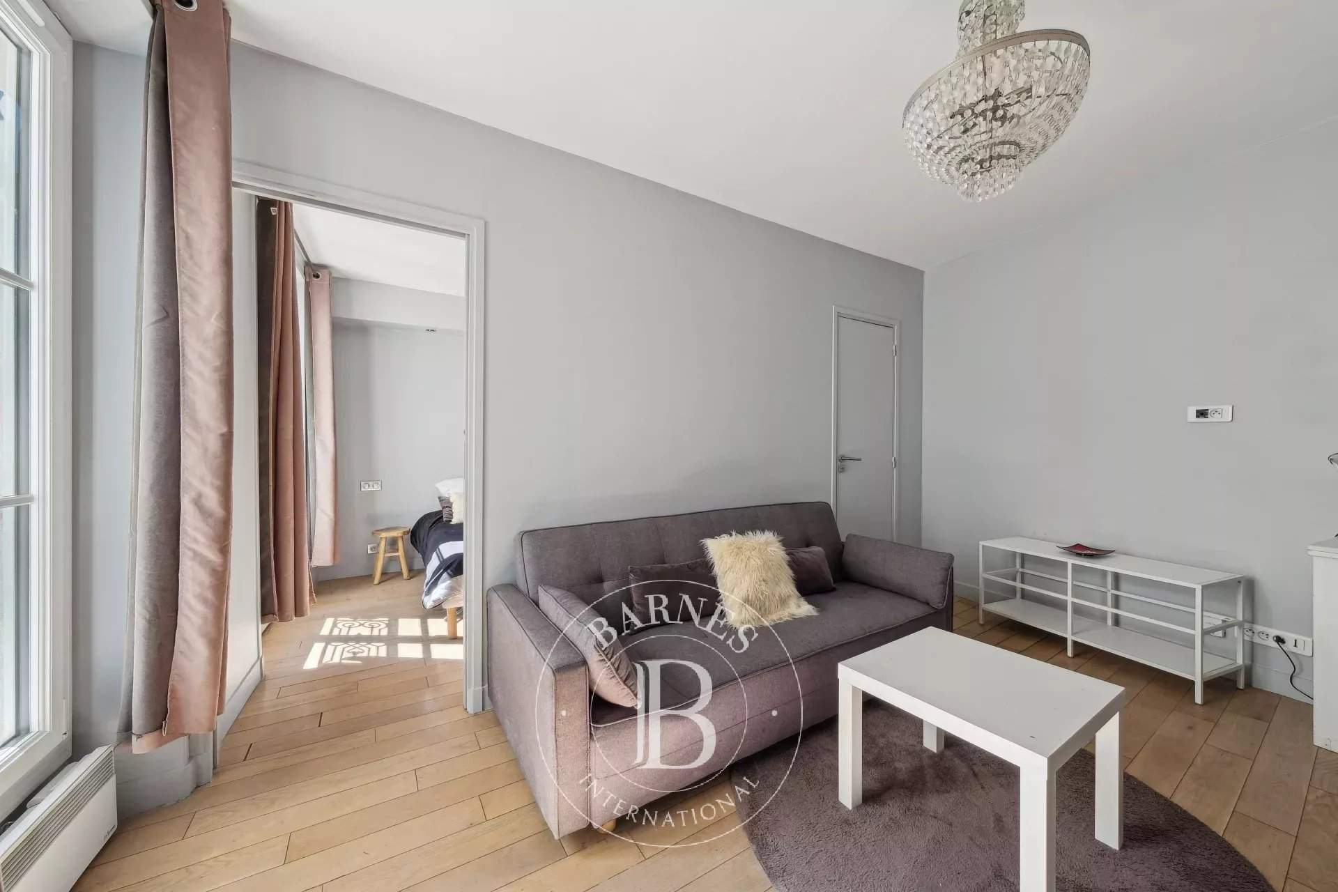 Paris  - Piso 2 Cuartos, 1 Habitacion - picture 2