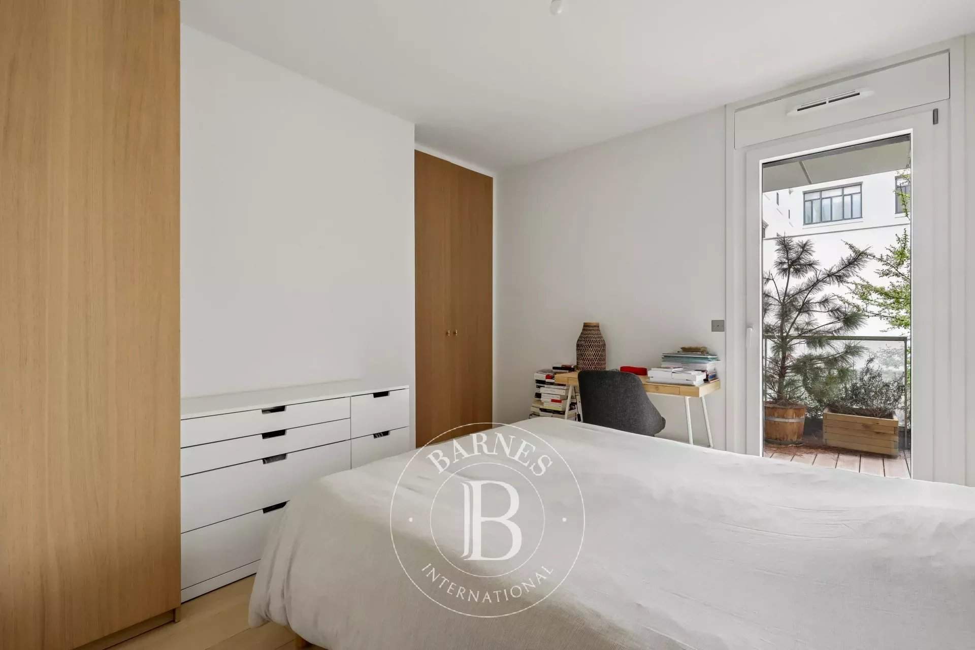 Paris  - Appartement 3 Pi&egrave;ces 2 Chambres - picture 10