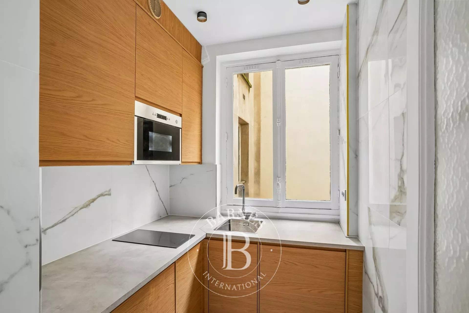 Paris  - Appartement 3 Pi&egrave;ces 2 Chambres - picture 6