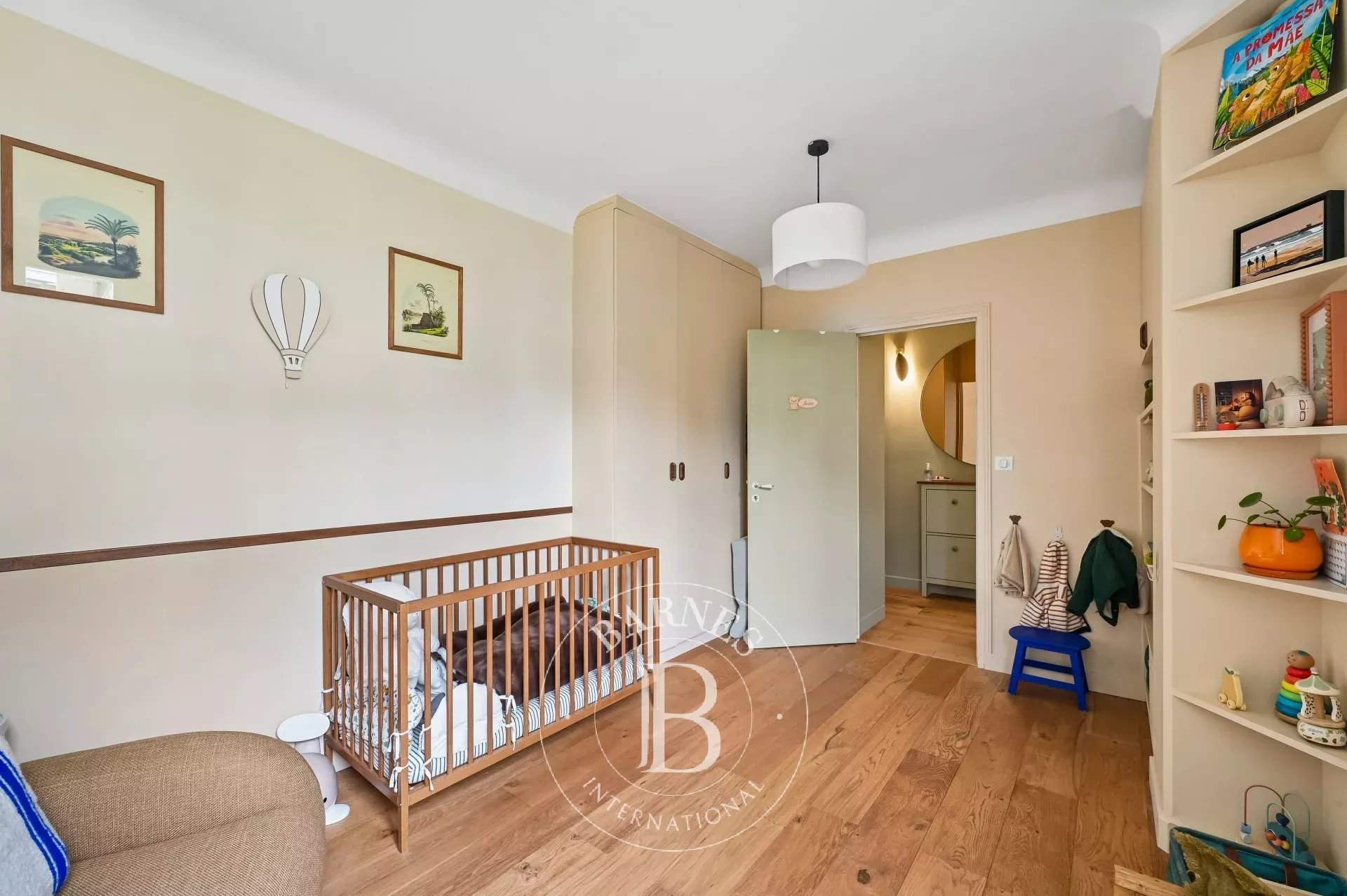 Paris  - Apartment 2 Bedrooms - picture 12