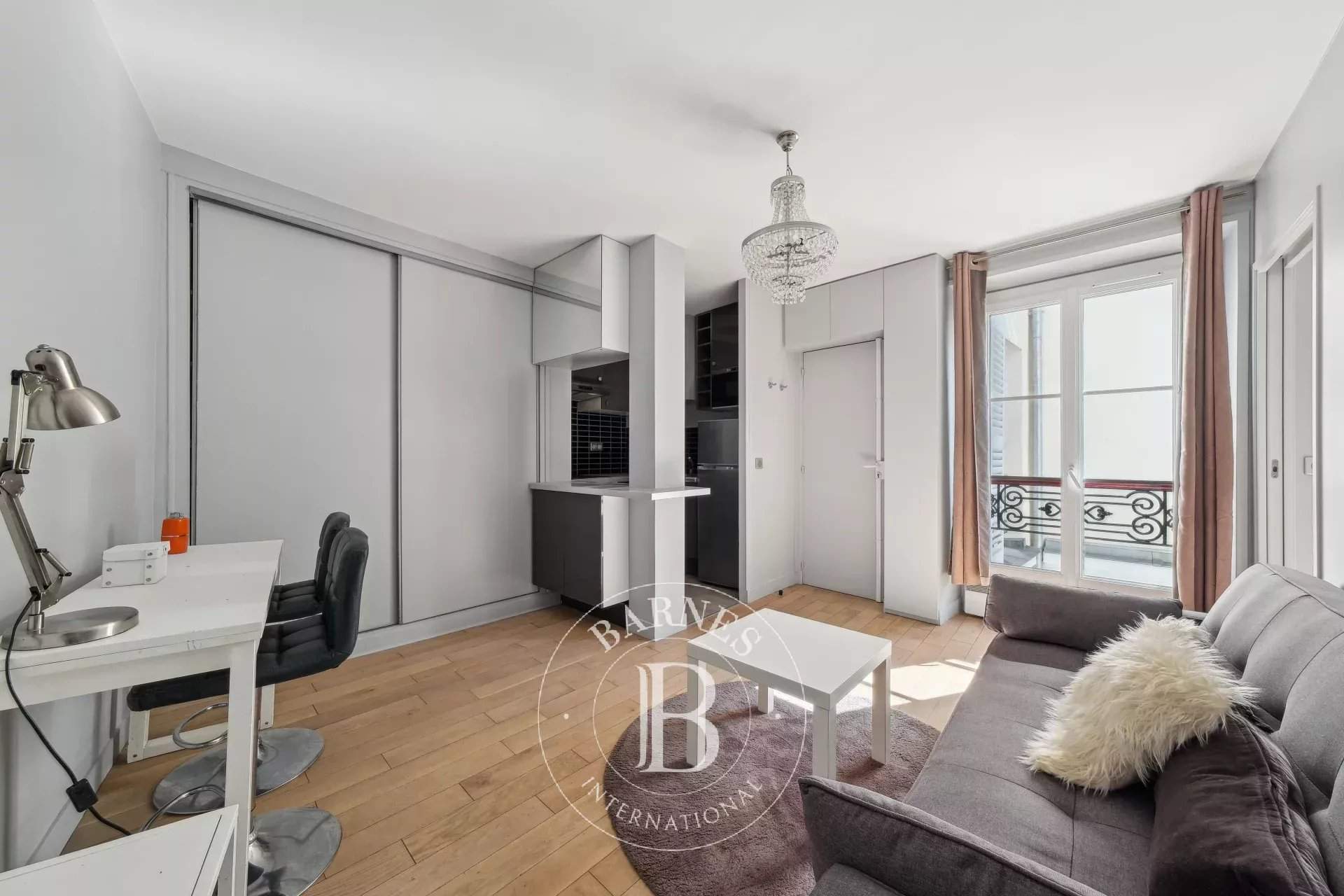 Paris  - Piso 2 Cuartos, 1 Habitacion - picture 1