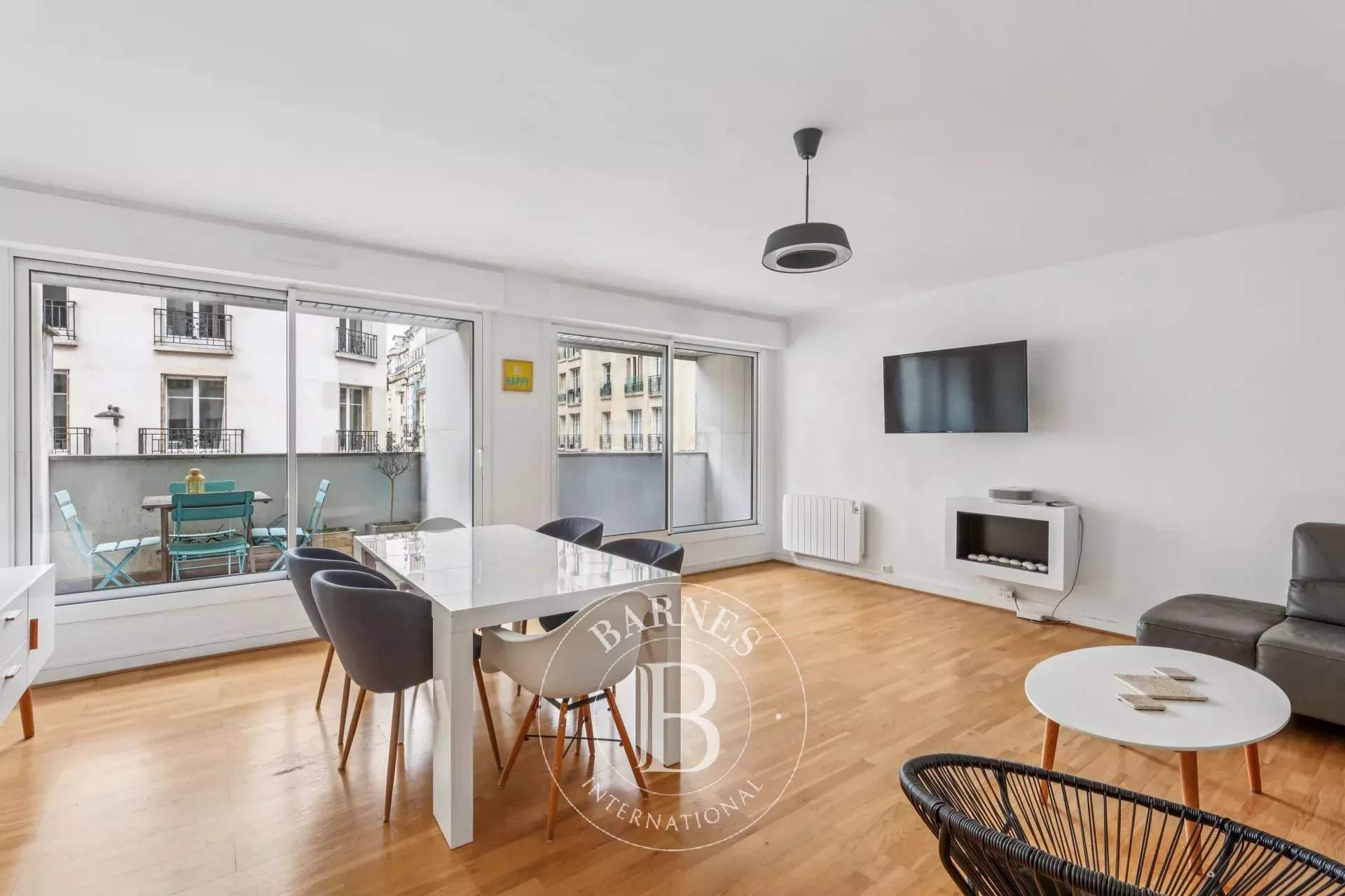 Paris  - Piso 2 Cuartos, 1 Habitacion - picture 1