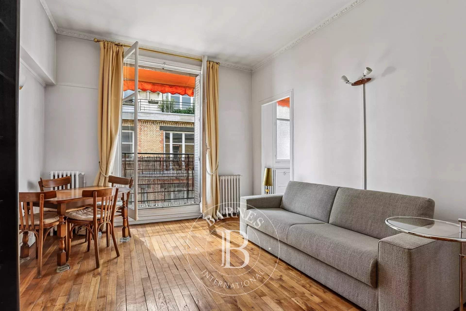 Paris  - Appartement 1 Pi&egrave;ce - picture 1