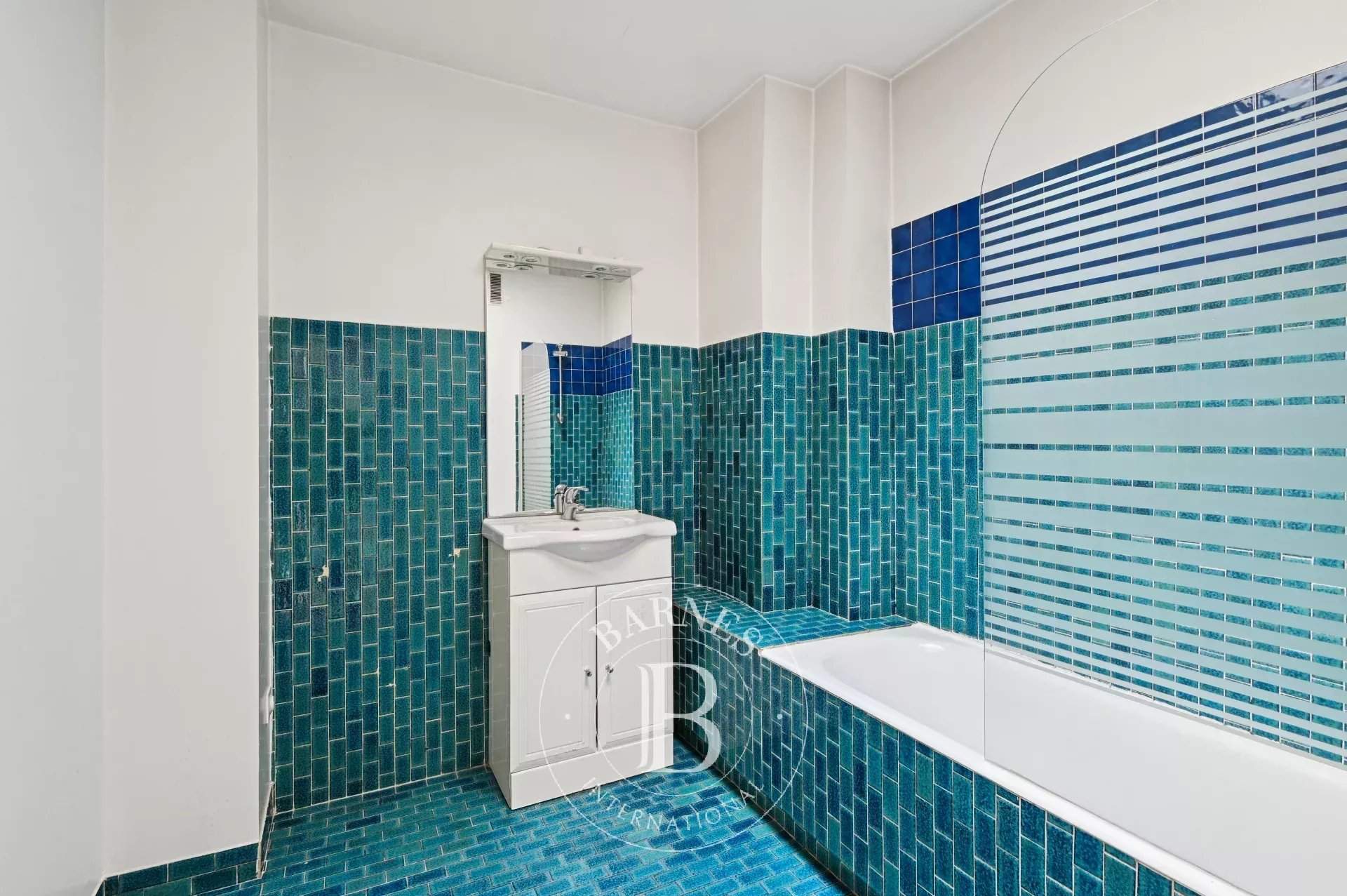 Paris  - Apartment 1 Bedroom - picture 11