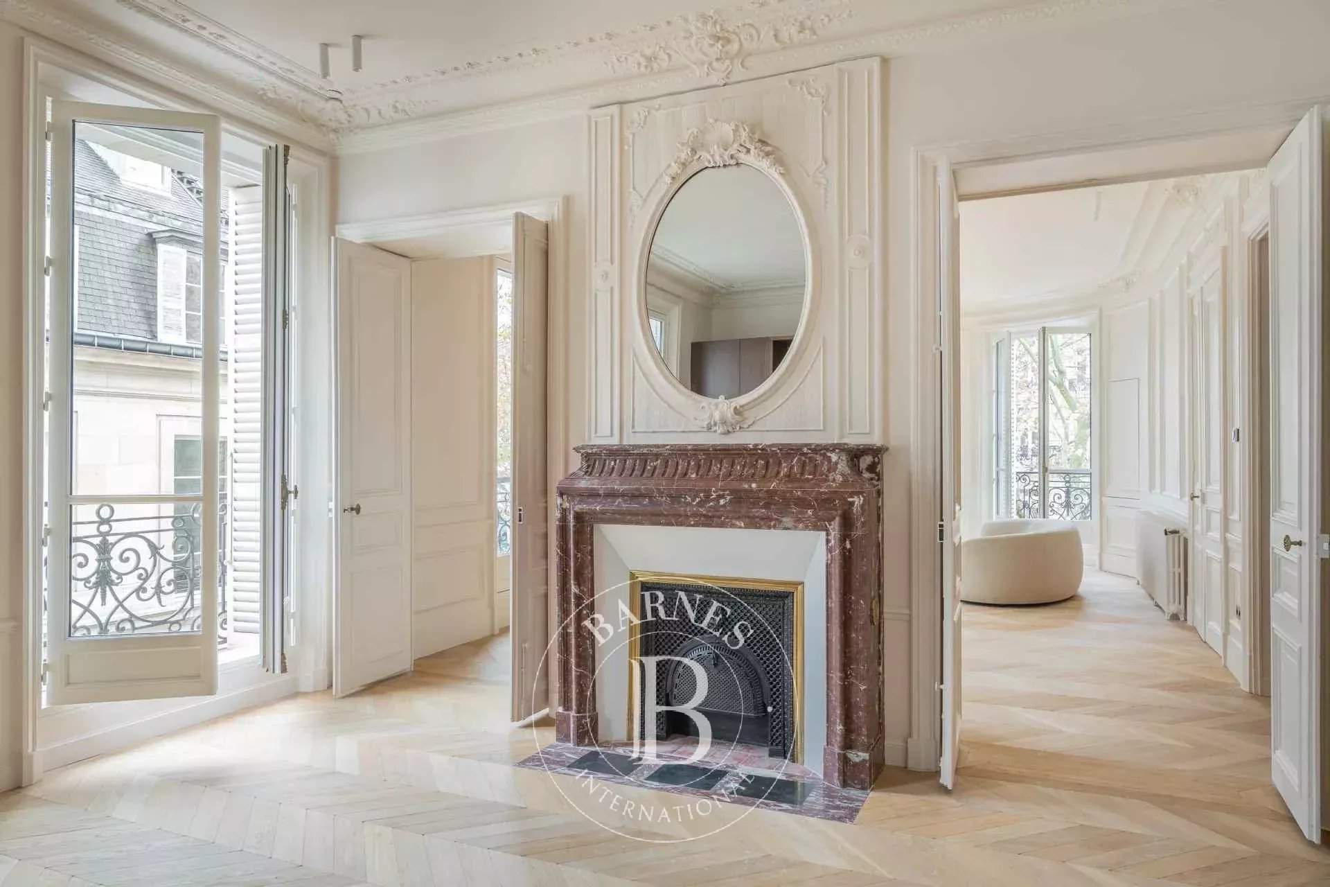 Paris  - Appartement 5 Pi&egrave;ces 3 Chambres - picture 7