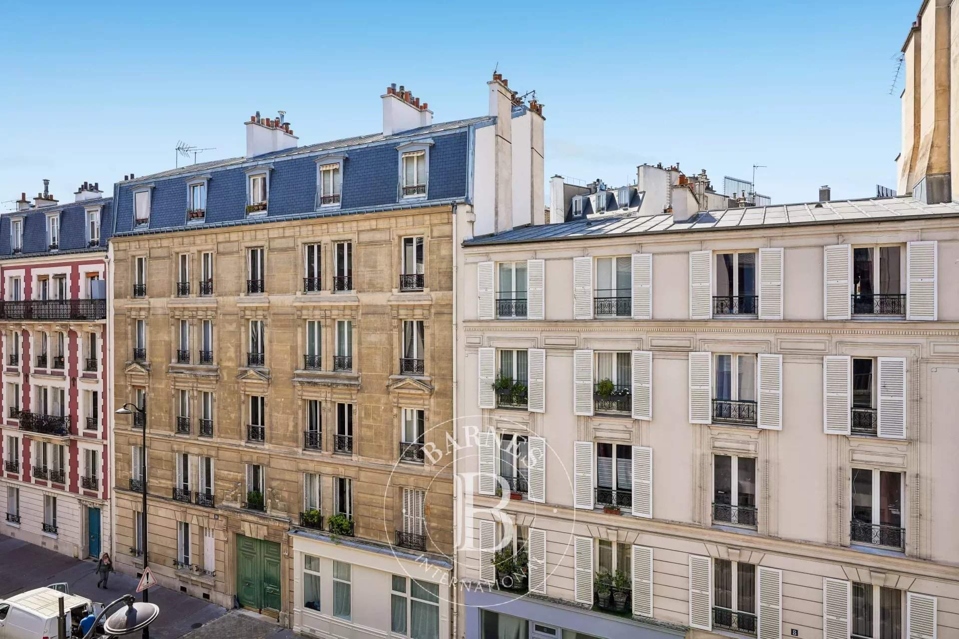 Paris  - Appartement 2 Pi&egrave;ces, 1 Chambre - picture 2