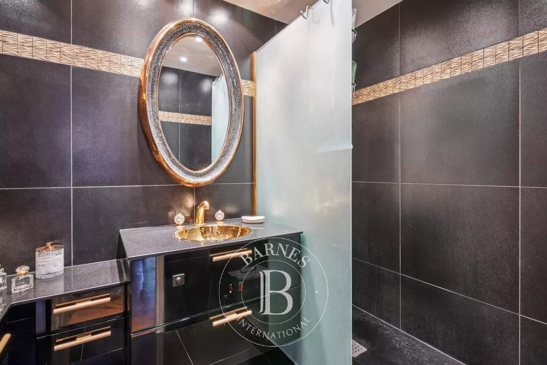 Paris  - Apartment 1 Bedroom - picture 11