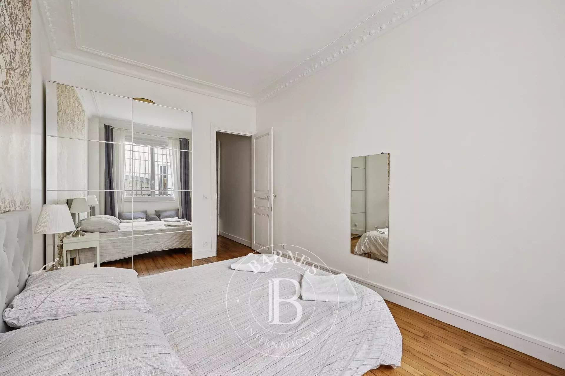 Paris  - Appartement 3 Pi&egrave;ces 2 Chambres - picture 8