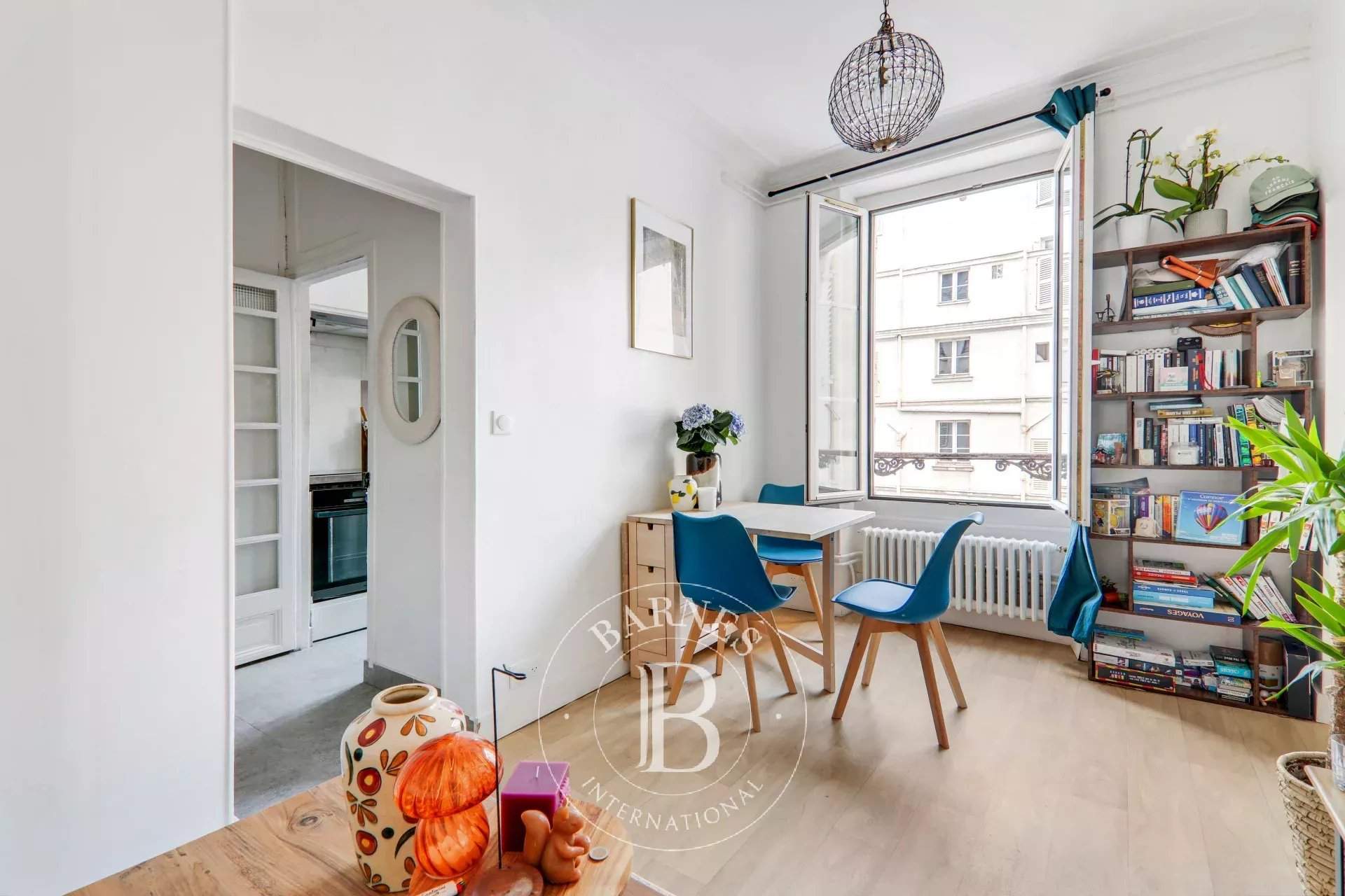 Paris  - Piso 2 Cuartos, 1 Habitacion - picture 2