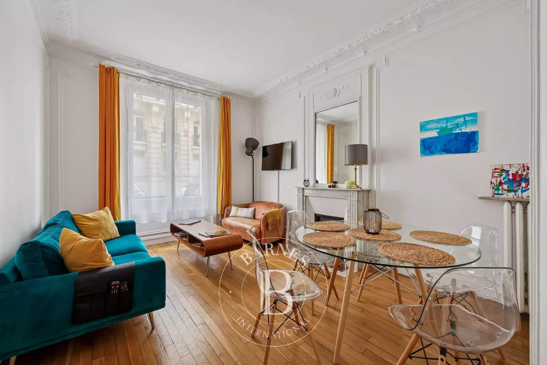 Paris  - Appartement 3 Pi&egrave;ces 2 Chambres - picture 1