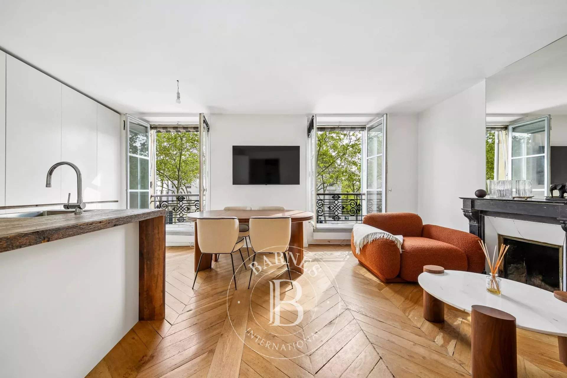 Paris  - Apartment 1 Bedroom - picture 1