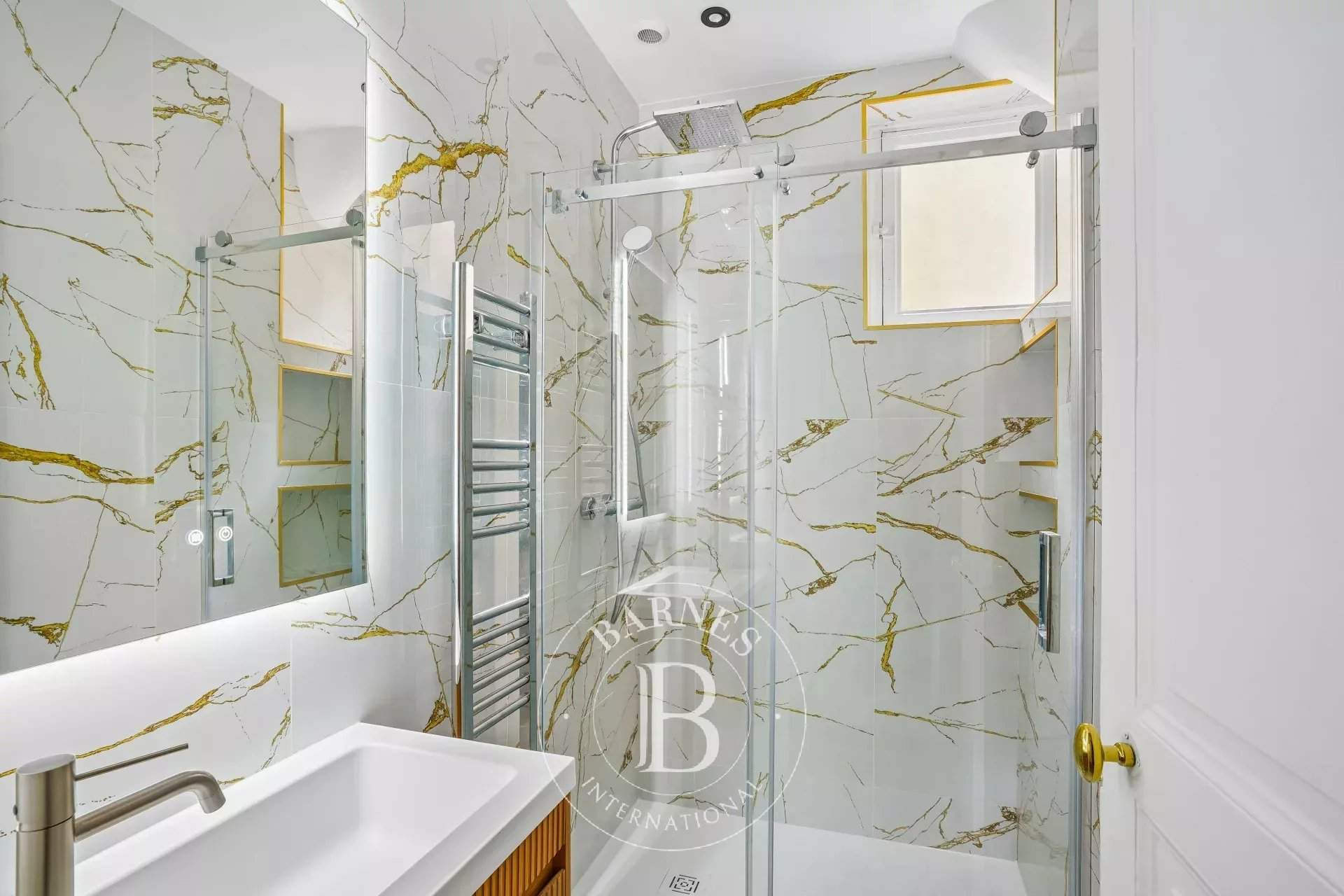 Paris  - Appartement 3 Pi&egrave;ces 2 Chambres - picture 7