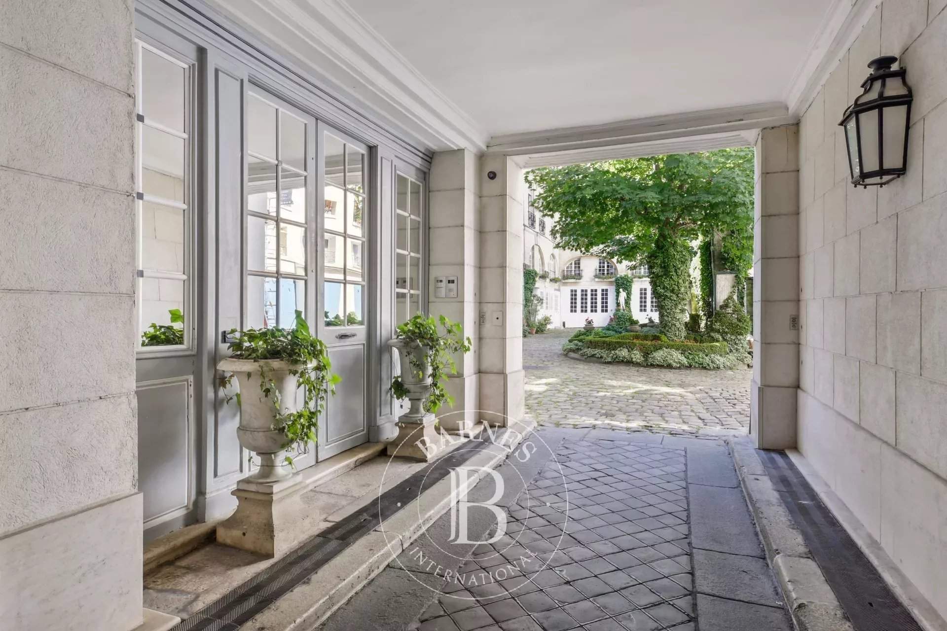 Paris  - Piso 2 Cuartos, 1 Habitacion - picture 1