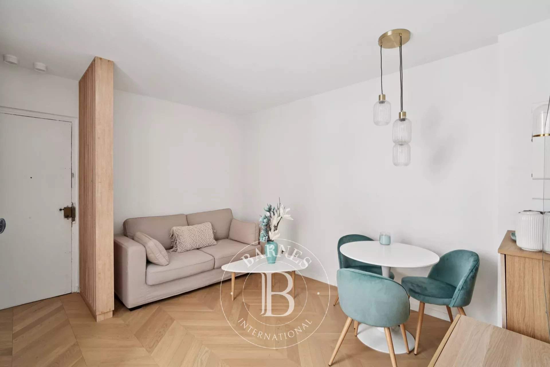 Paris  - Piso 2 Cuartos, 1 Habitacion - picture 2