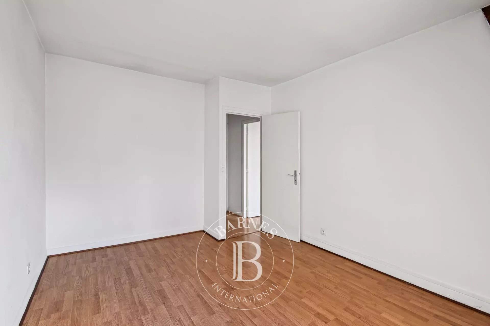 Paris  - Apartment 1 Bedroom - picture 10