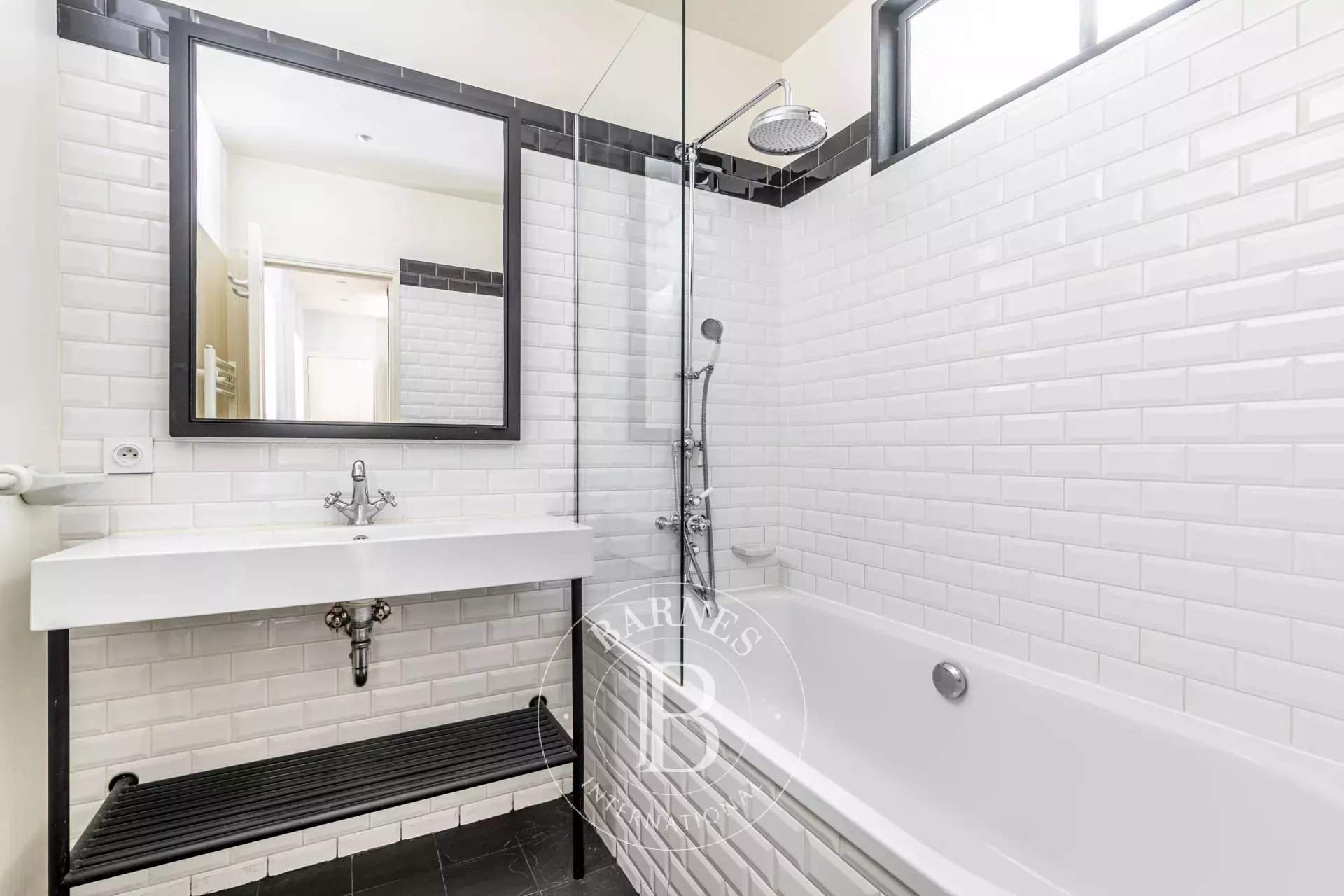 Paris  - Appartement 3 Pi&egrave;ces, 1 Chambre - picture 8