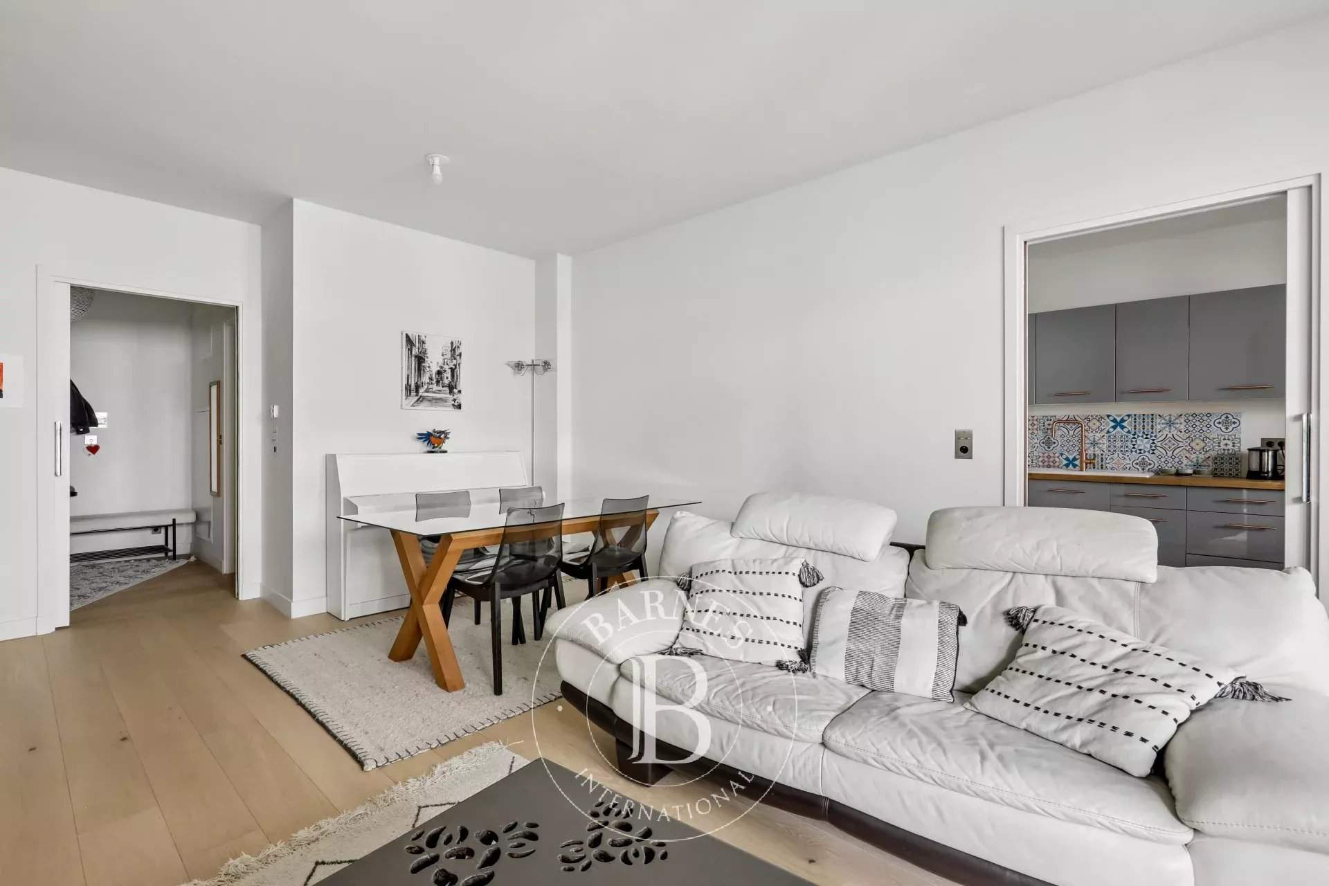 Paris  - Appartement 3 Pi&egrave;ces 2 Chambres - picture 6